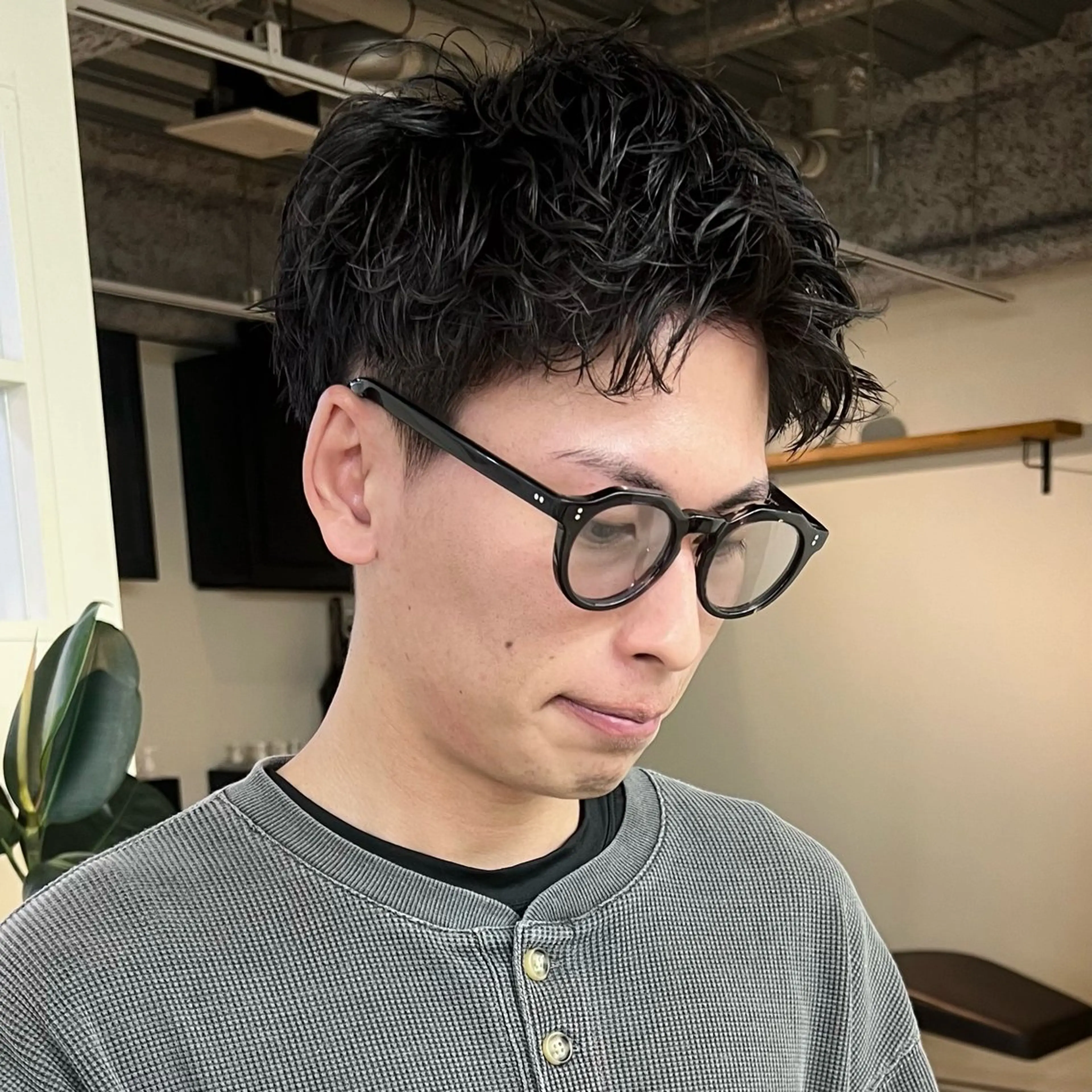 ショート カット パーマ 大人メンズヘア メンズパーマSHUNのヘアスタイル