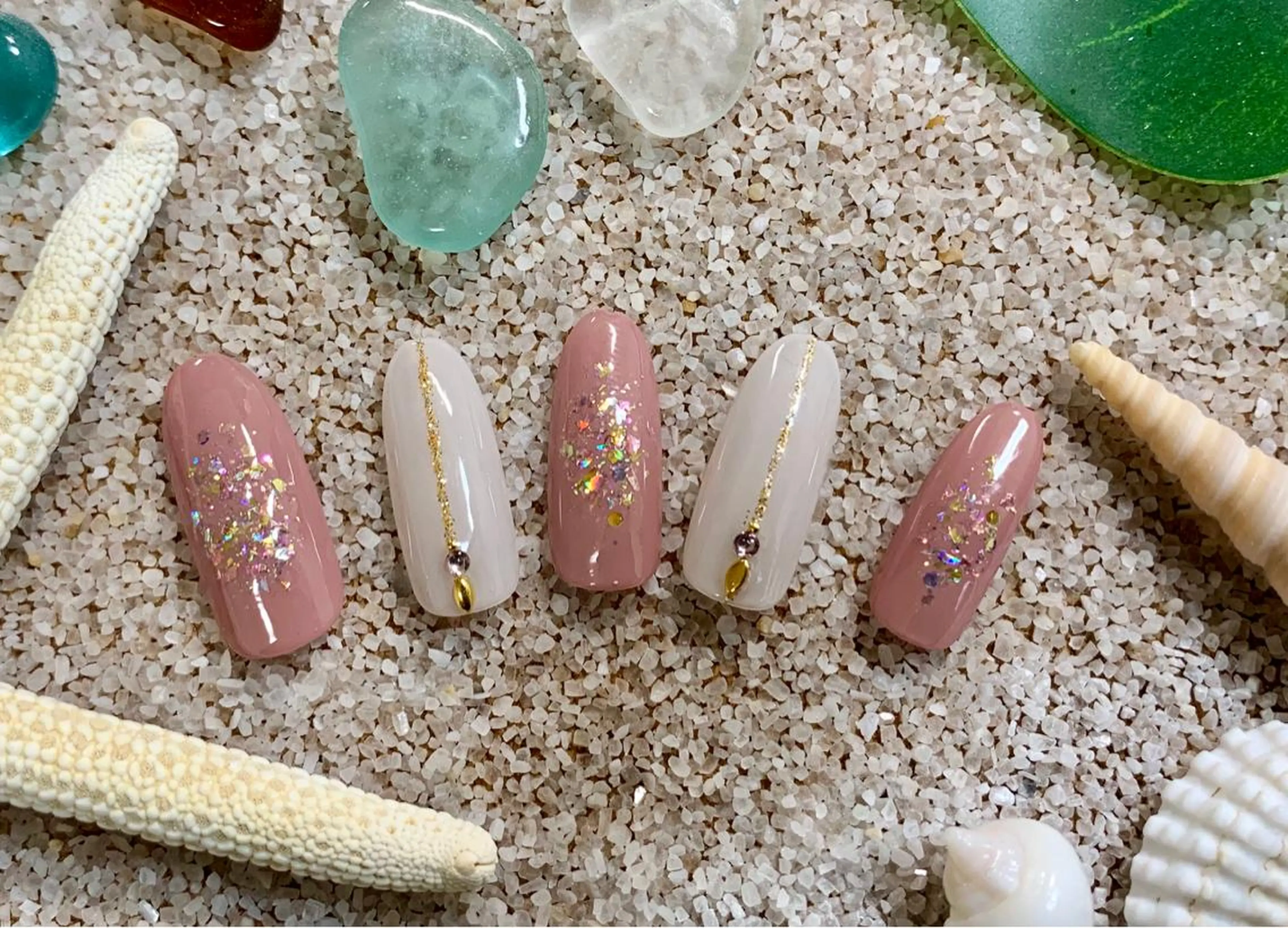 ネイル ハンドネイル Nail&Eyelash Amour(アムール)所属・山下 愛のネイルデザイン