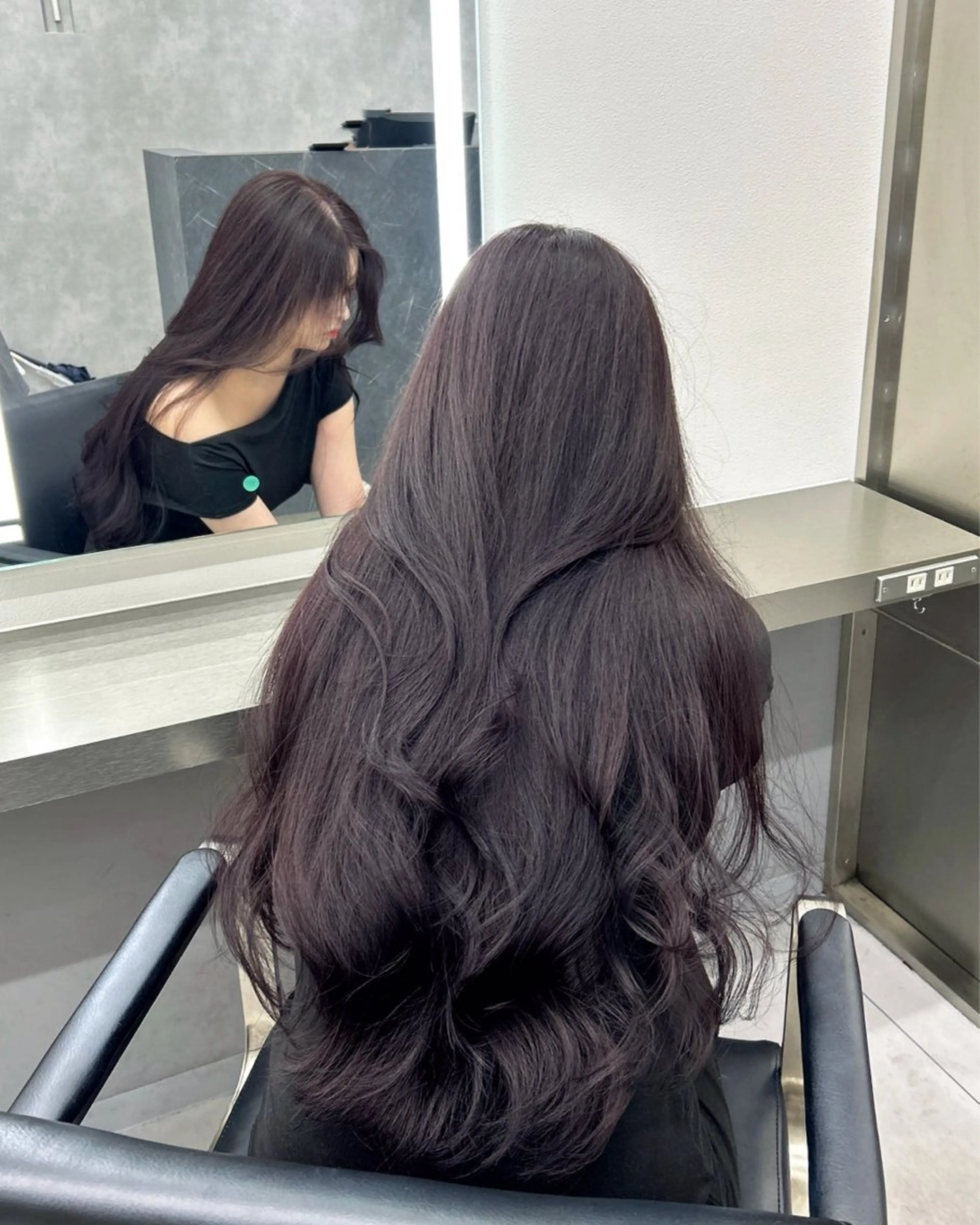 ロング カラー MAEUL NAGOYA所属・⛓ワンホンレイヤー 🥀🖤/あいりのヘアスタイル