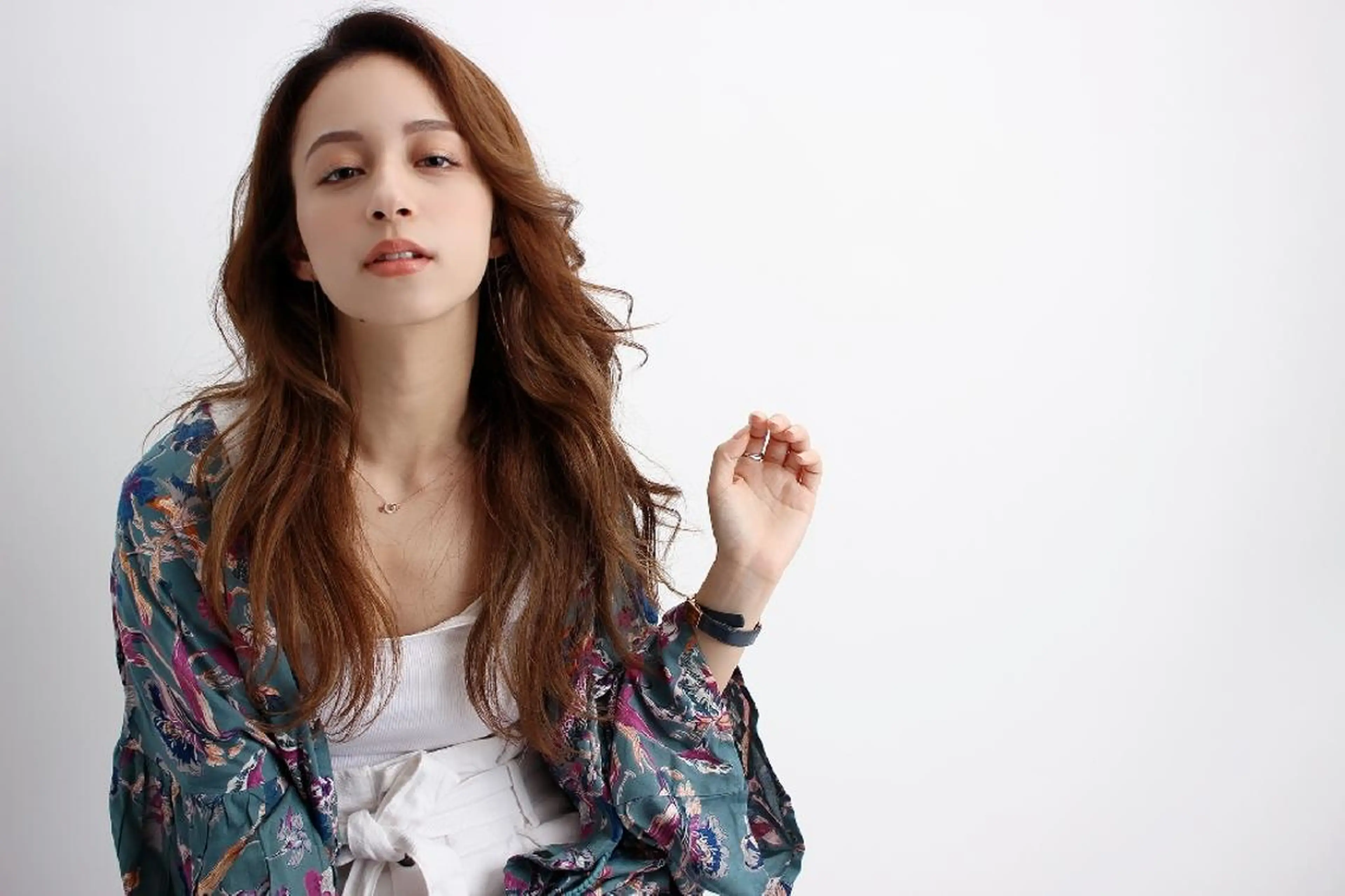 ロング カラー カット お得💮全メニュー 🎊30%Off🎉のヘアスタイル