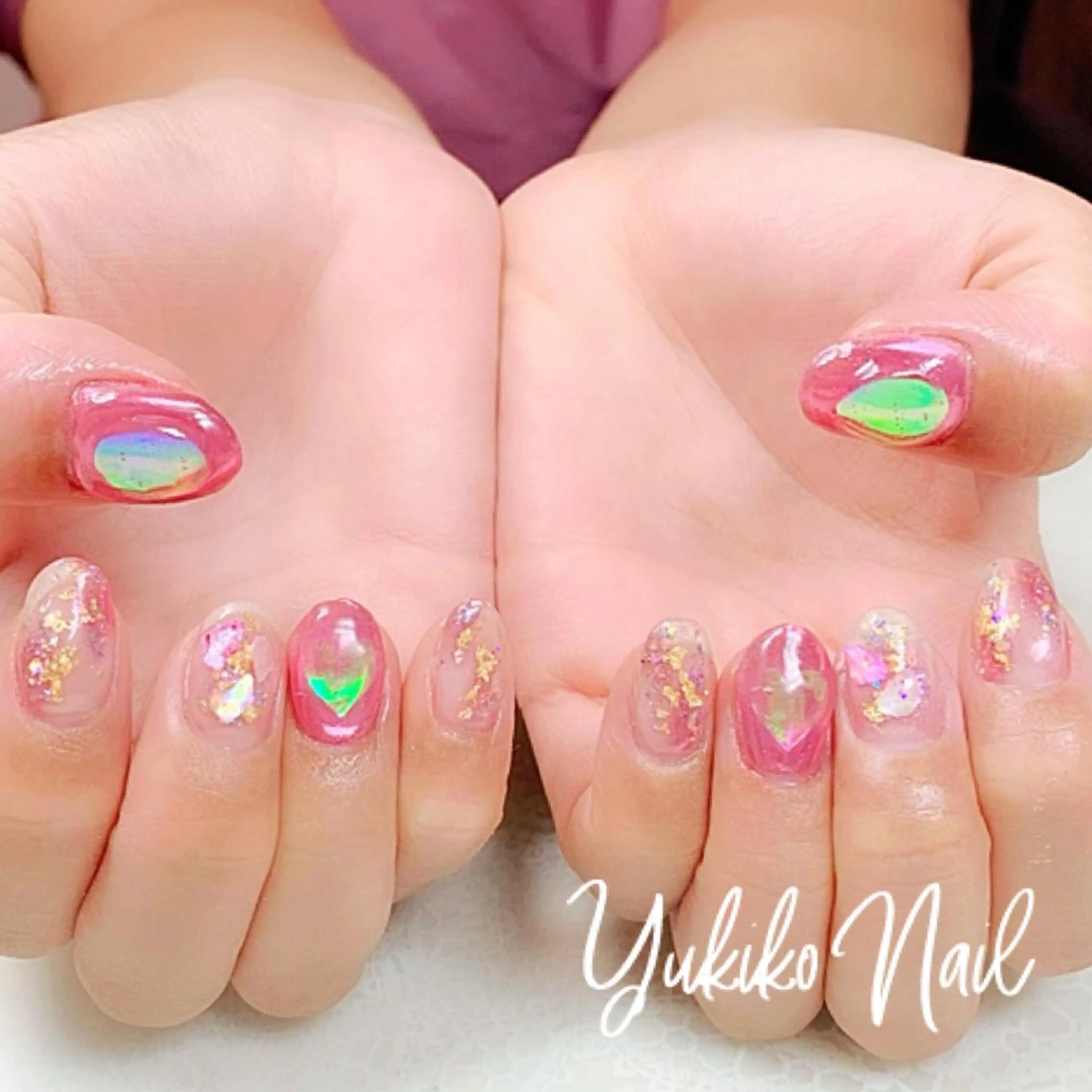 ネイル 氷ネイル・うるうるネイル ユキコ ネイルのネイルデザイン