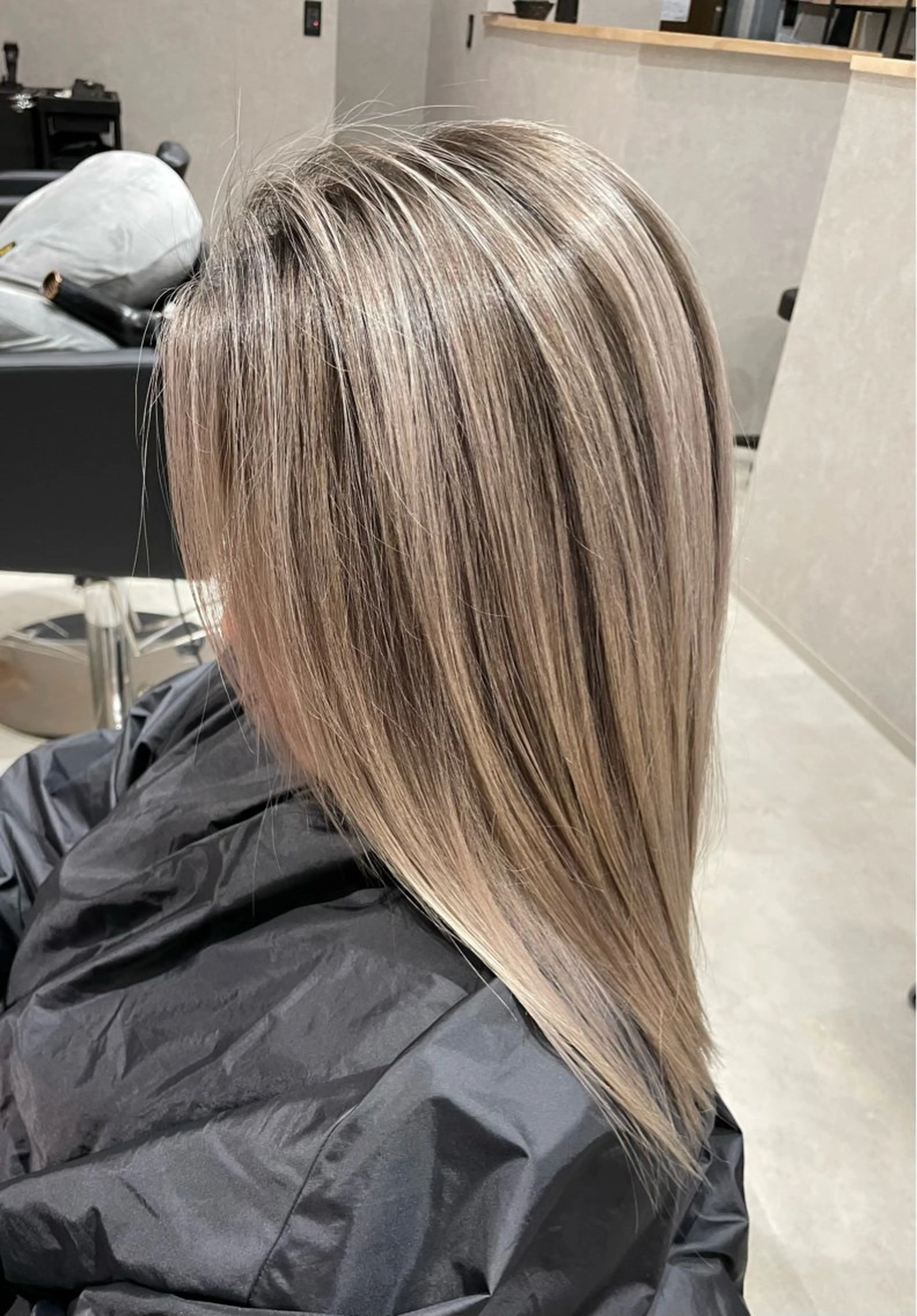 ロング レイヤーカット ヘアカラー SOL hair所属・【SOL＿hair】 黒川翔のヘアスタイル