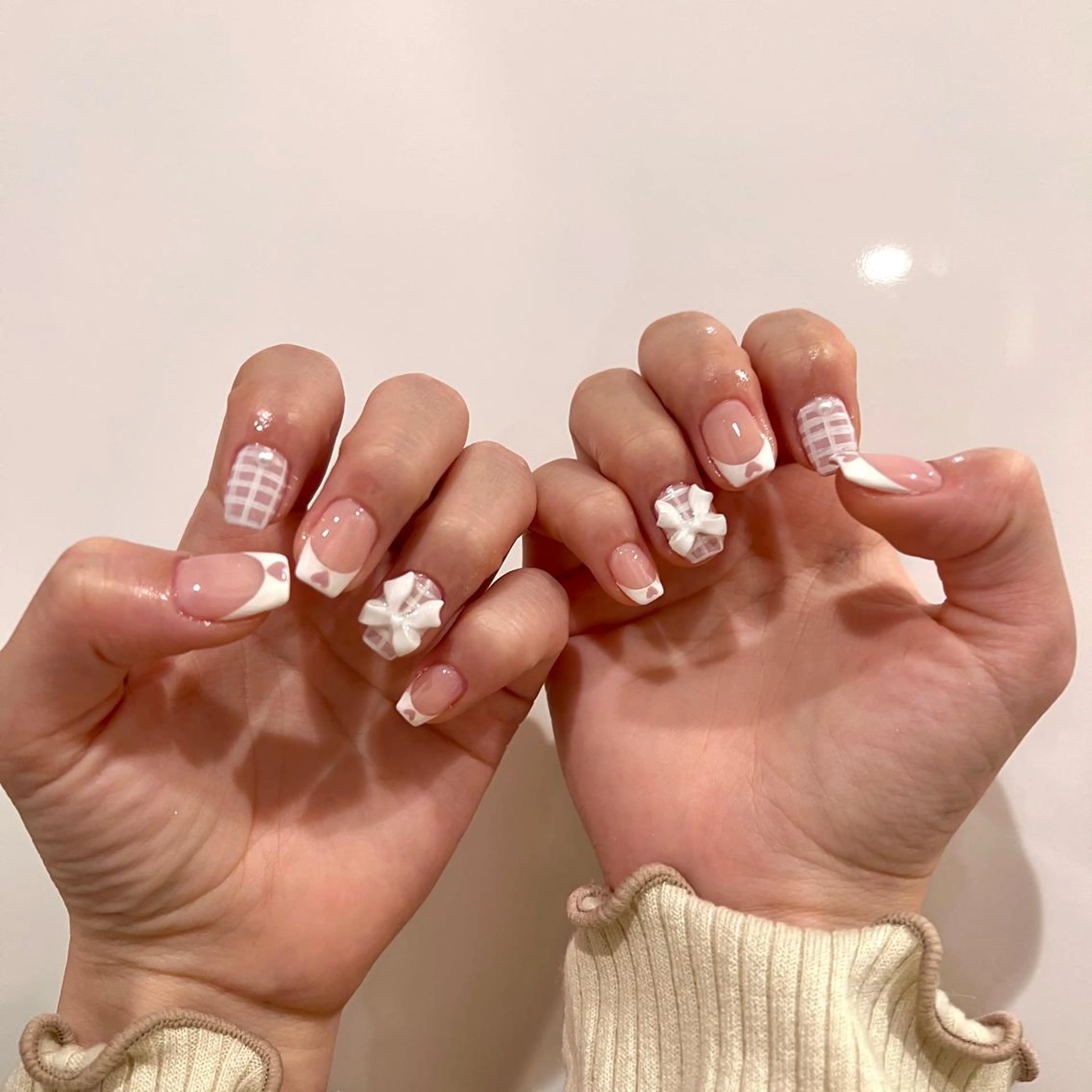 ネイル 黒葛原 めぐみのネイルデザイン