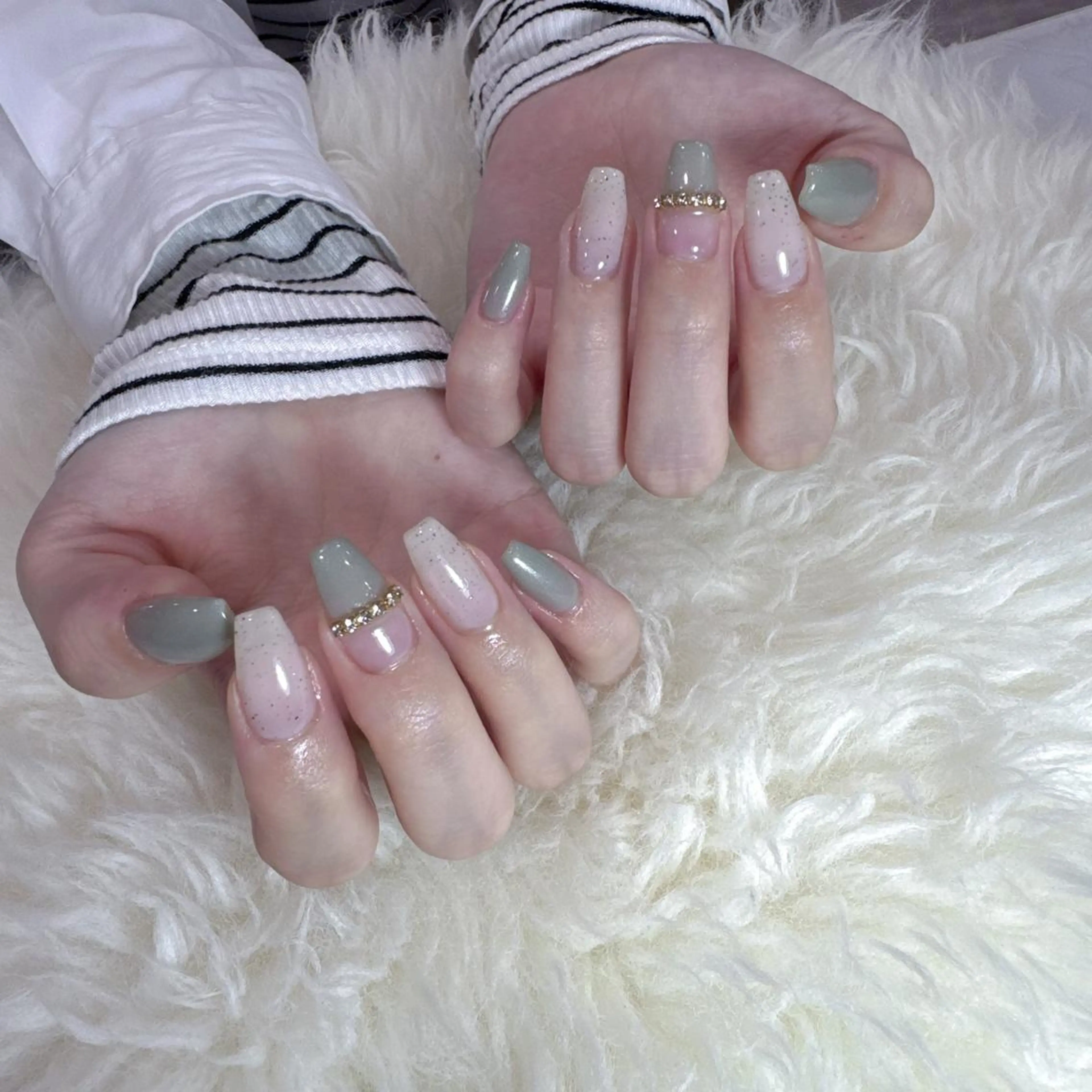 ネイル アートネイル フラッシュネイル ジェルネイル 氷ネイル・うるうるネイル キラキラネイル M2 BEAUTY リュウのネイルデザイン