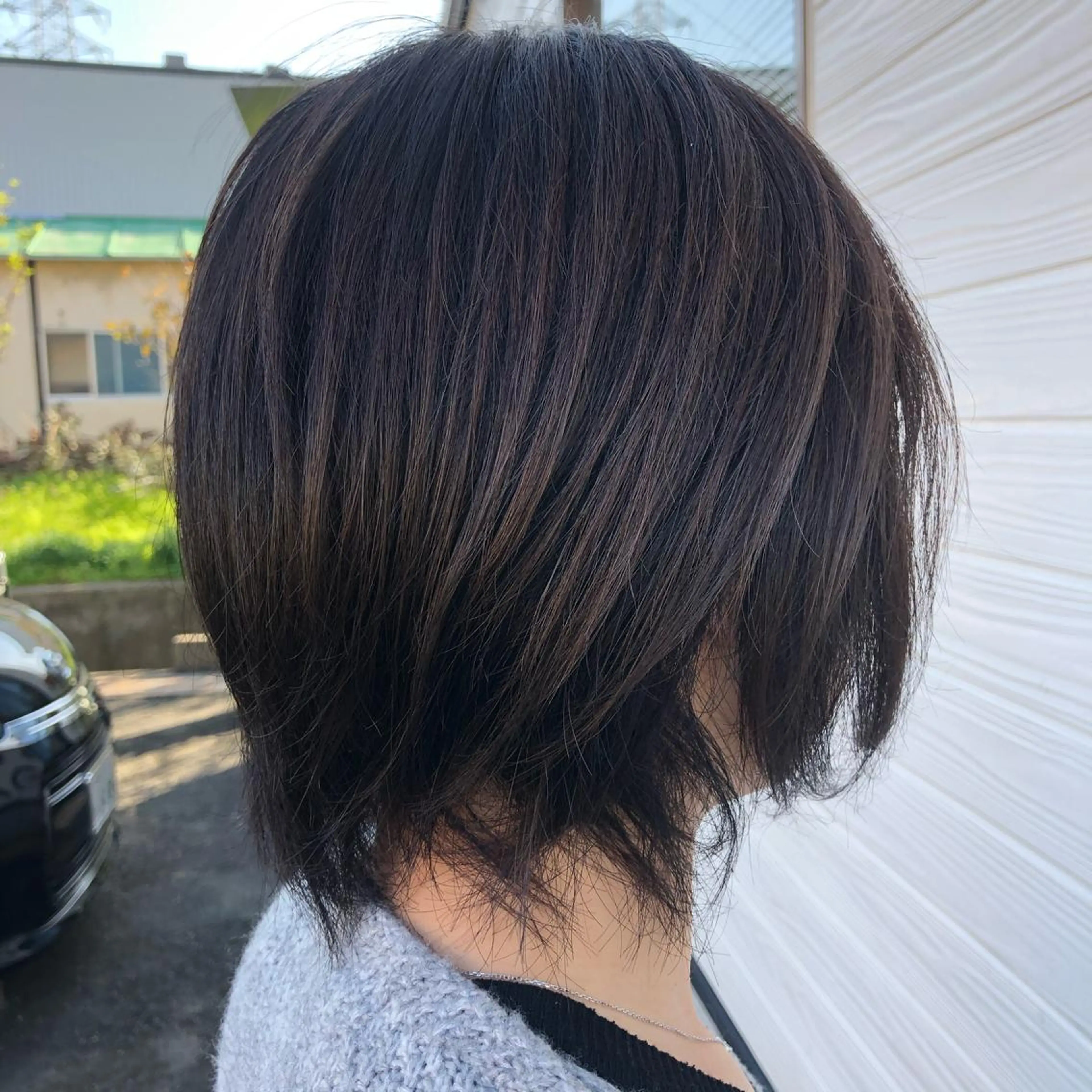 ショート ハイライト ヘアカラー 半田 知穂のヘアスタイル