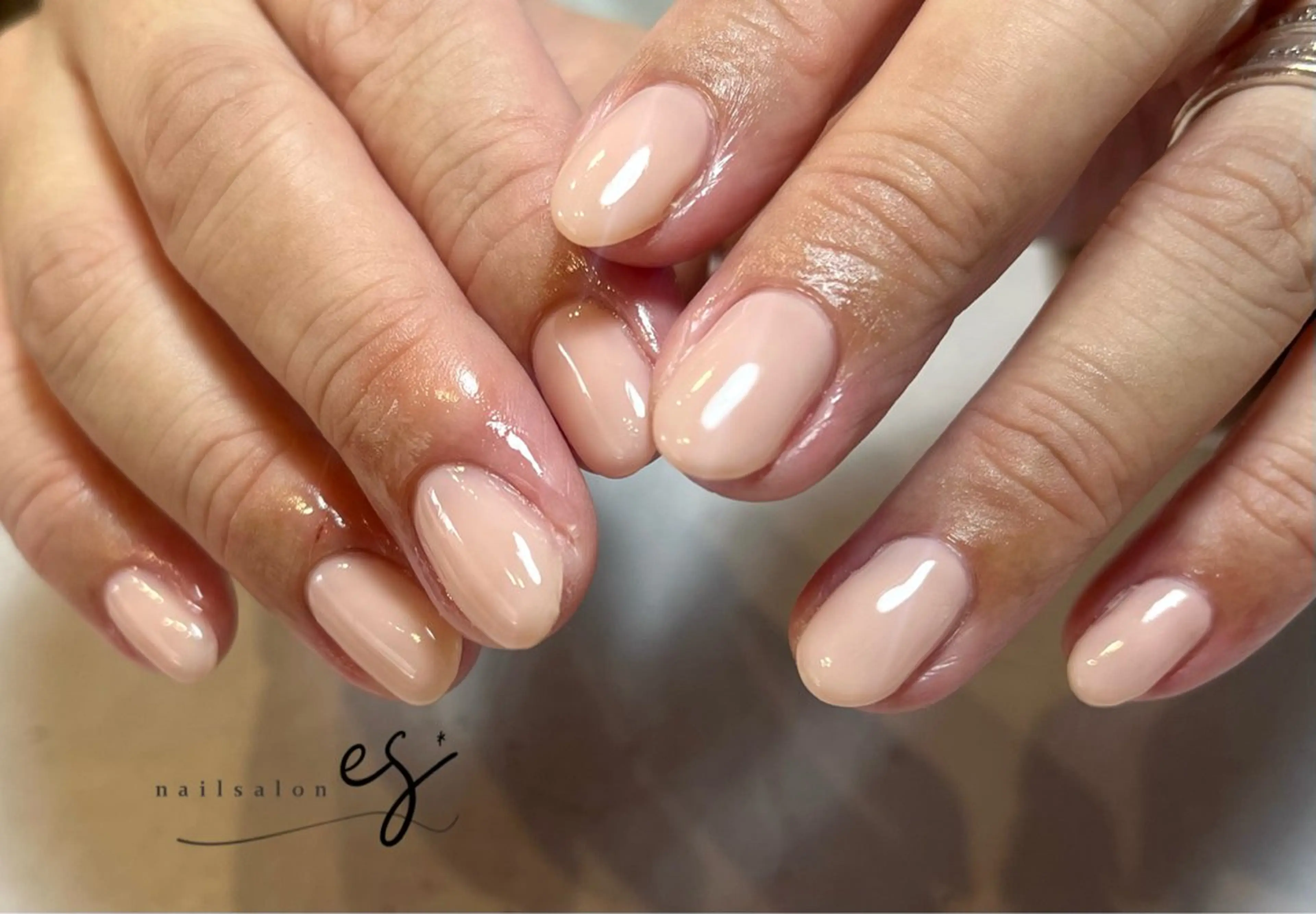 ネイル nailsalon esのネイルデザイン
