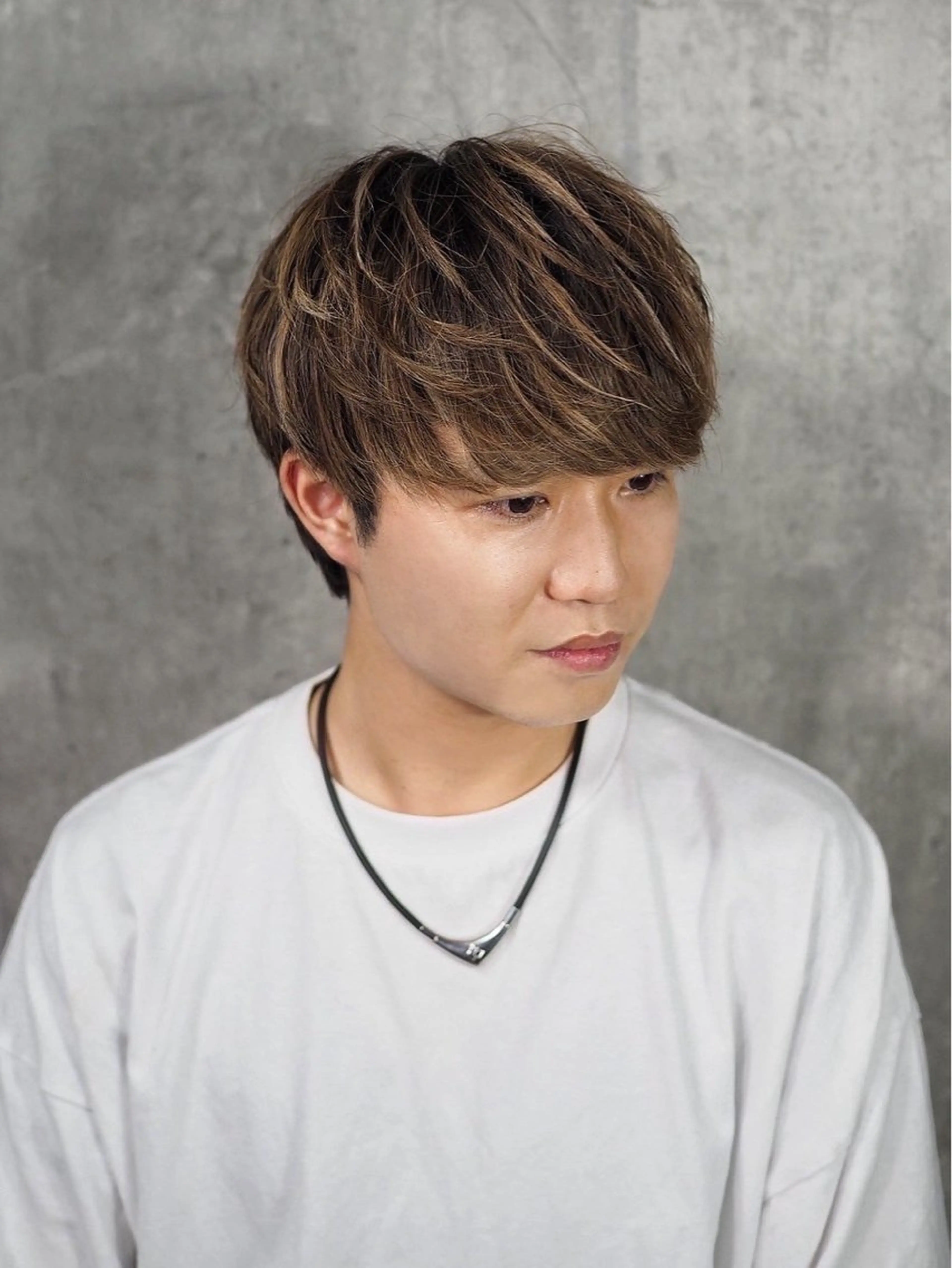 ミディアム メンズ BEYOND THE BARBER所属・阿賀 佑季のヘアスタイル