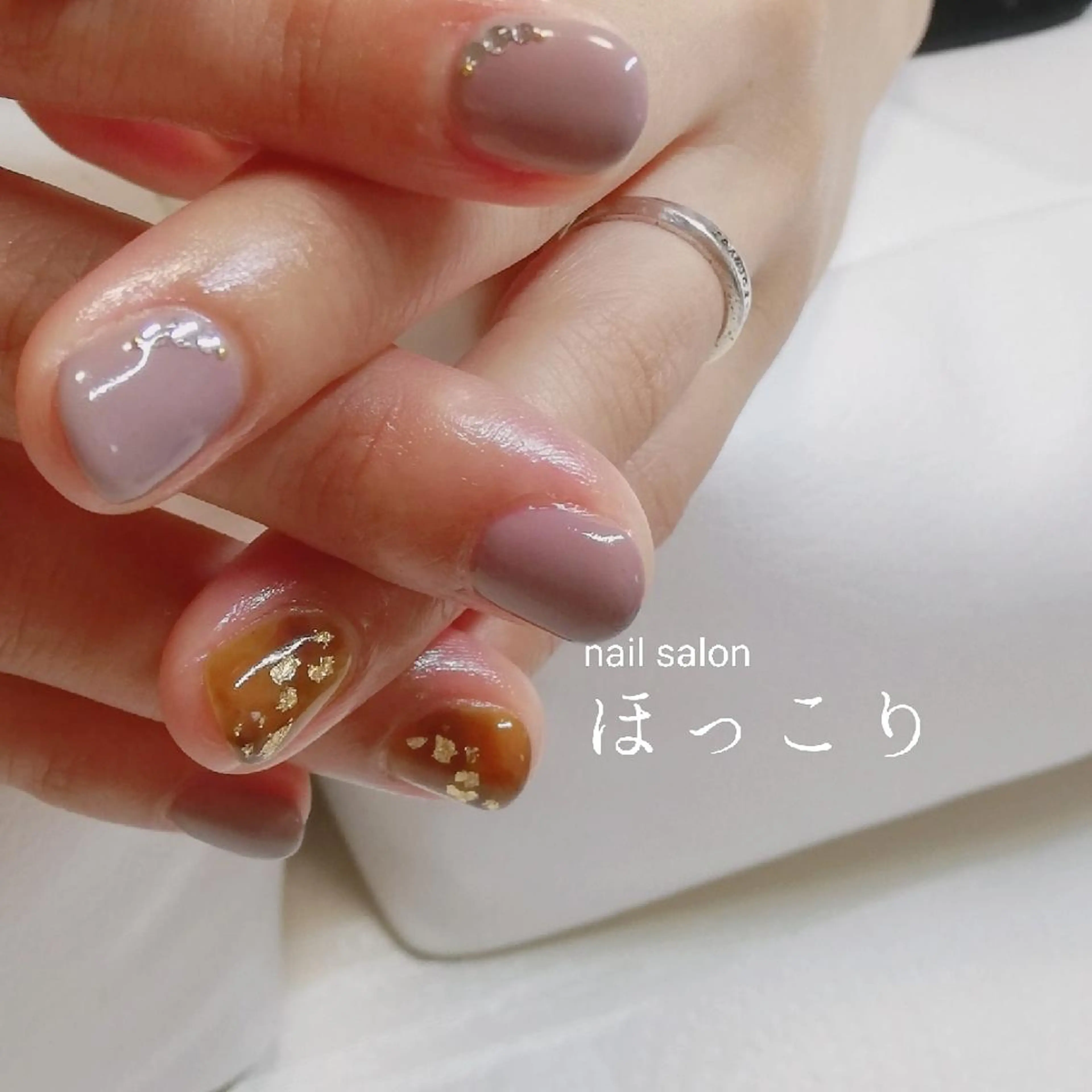 ネイル ストーンネイル ネイルサロンほっこり kanaのネイルデザイン