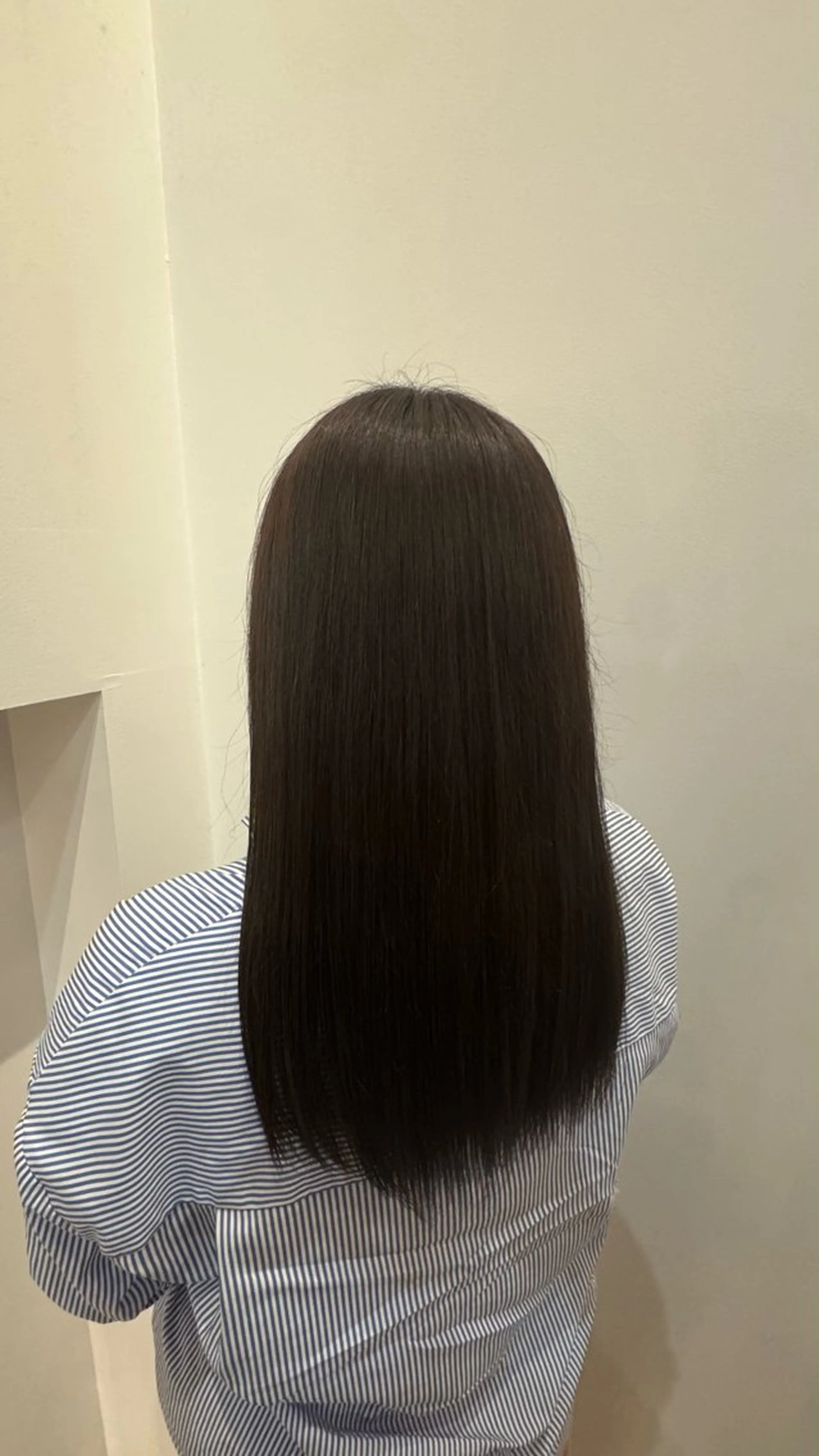 ロング カット ヘアカラー Lolonois miuのヘアスタイル