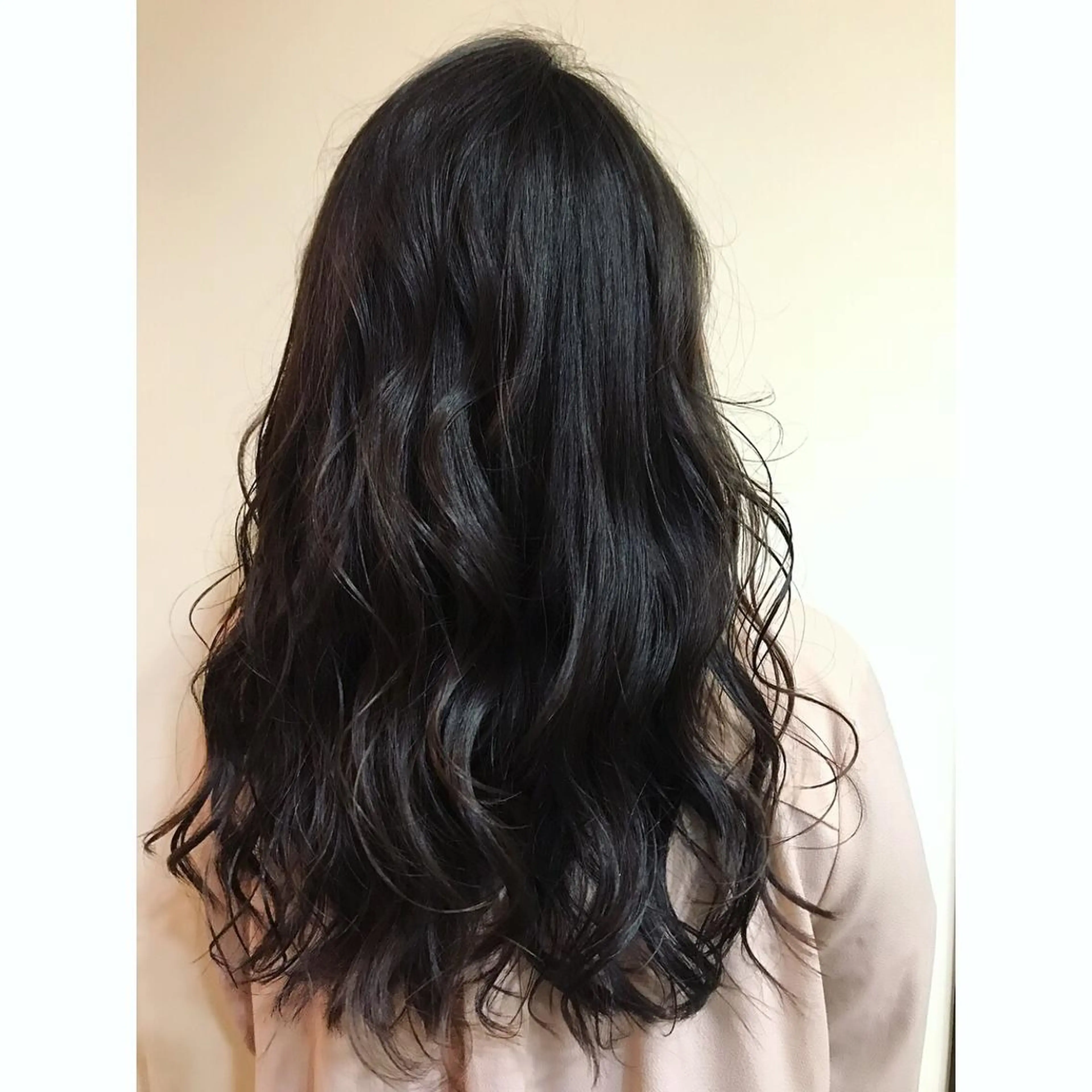 ロング カラー 黒髪 ロング ヘアカラー VandV所属・松村 未央のヘアスタイル