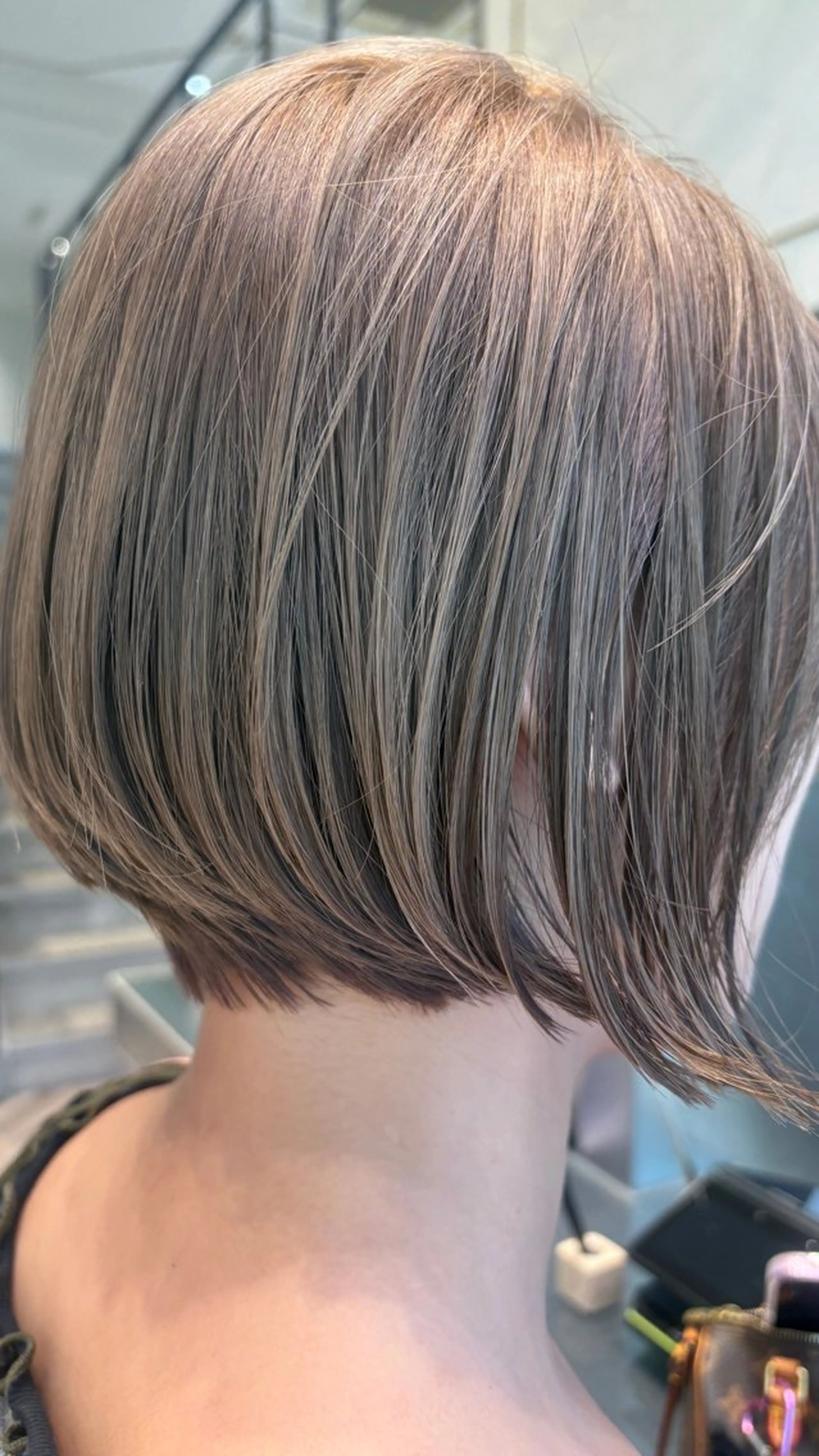 ショート 李 文のヘアスタイル