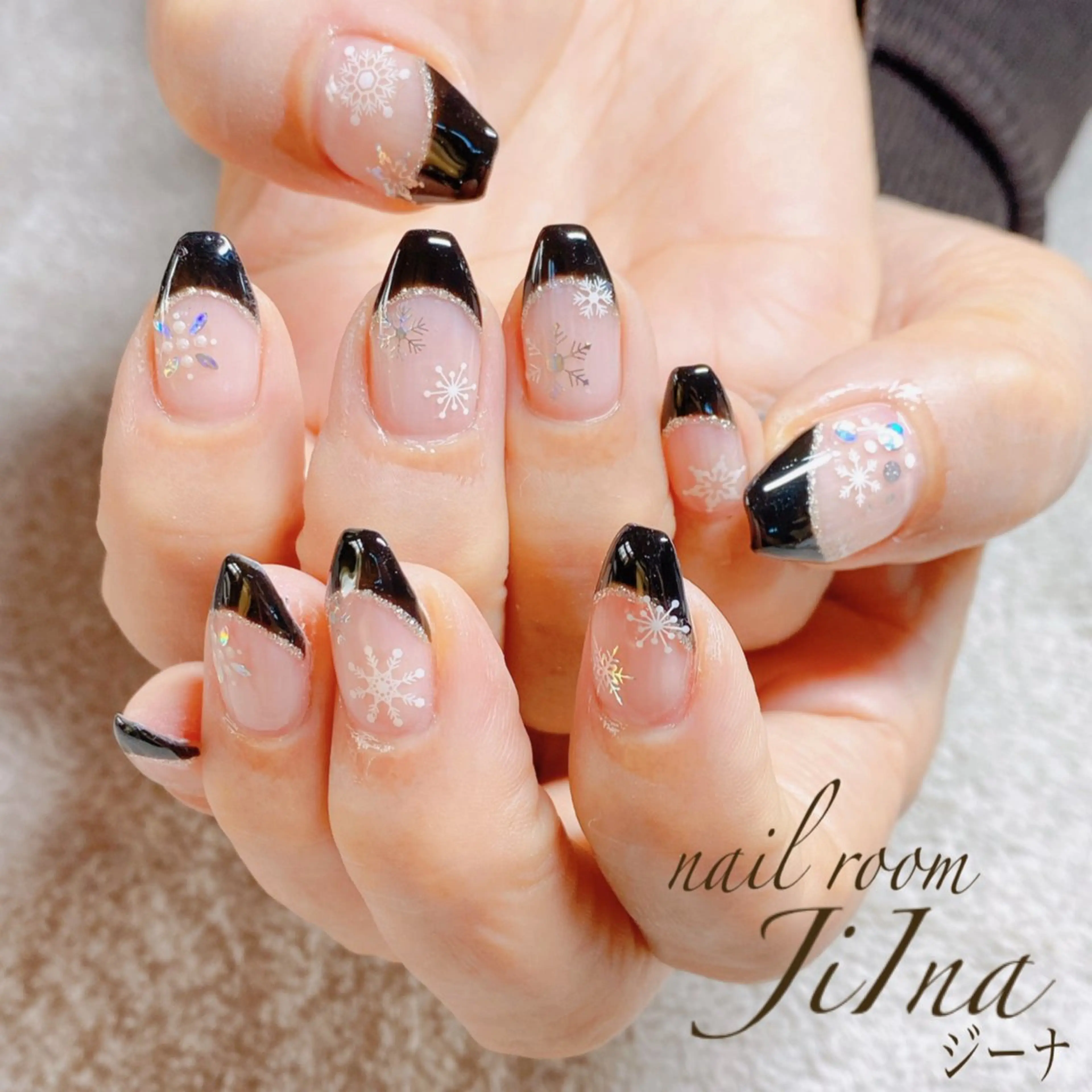 ネイル 持ち込み JiIna nailのネイルデザイン