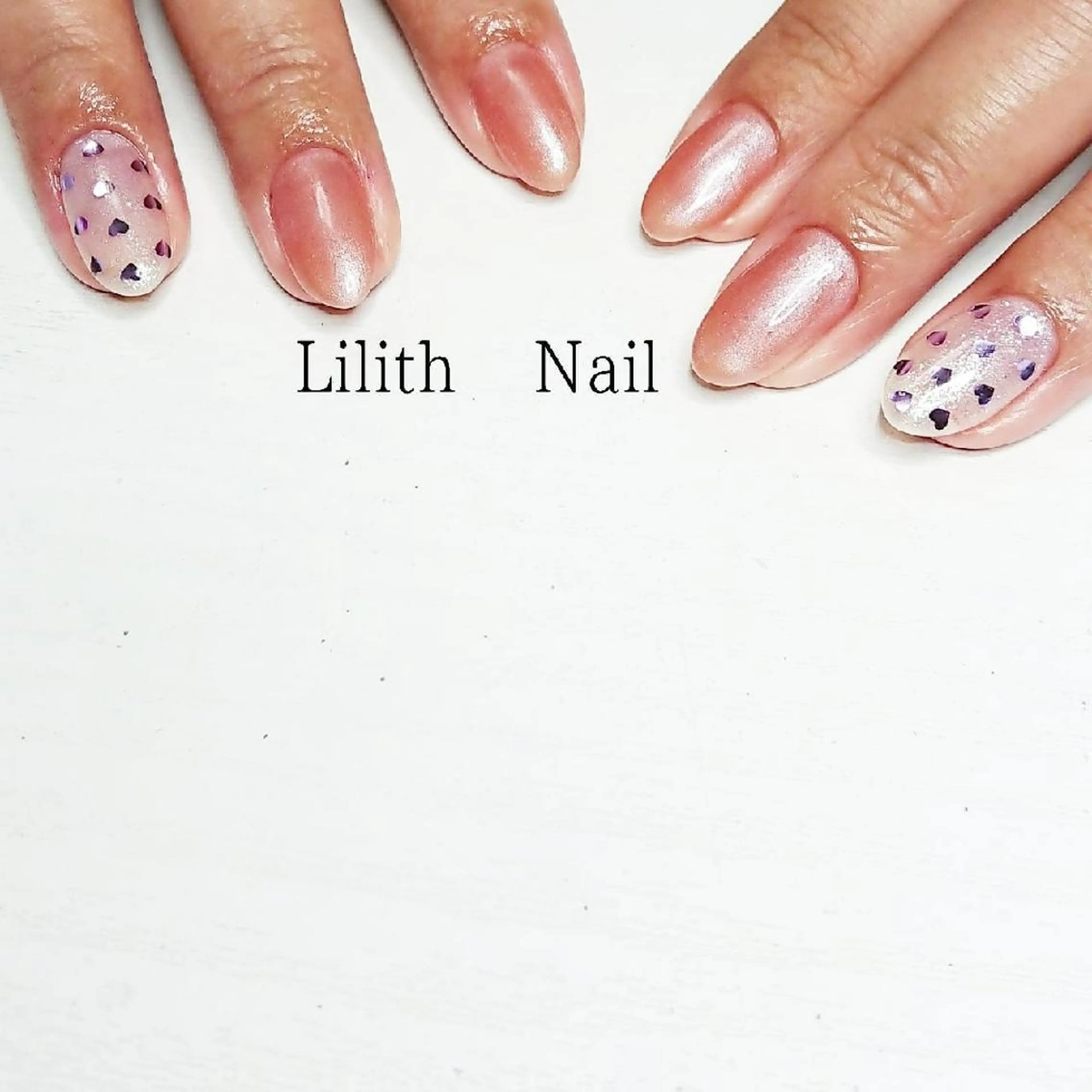 ネイル ハート ホログラムネイル ハンドネイル Lilith Nailのネイルデザイン