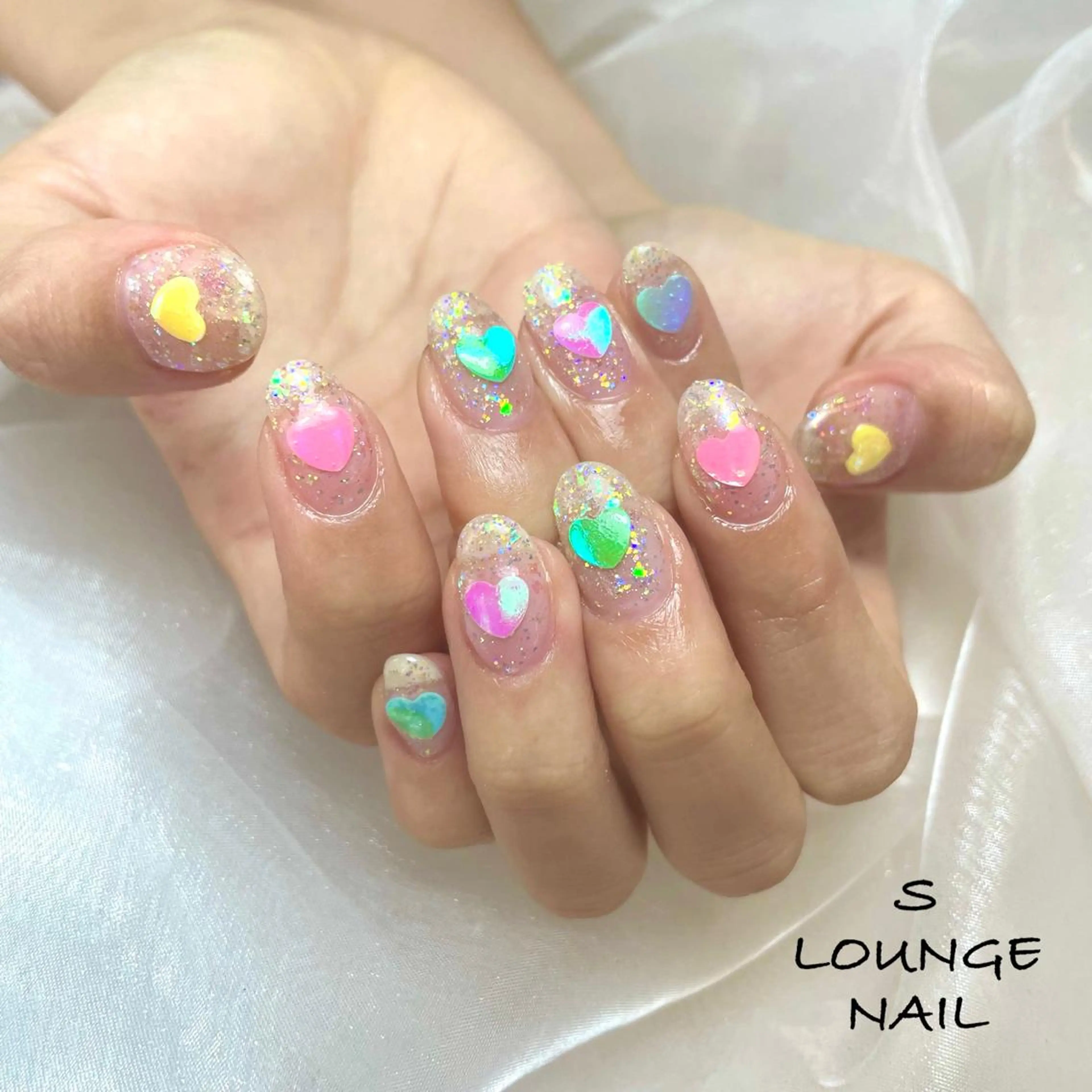 ネイル 韓国ネイル ハンドネイル フットネイル S LOUNGE NAIL所属・パーツたくさん🍓 SUMIのネイルデザイン