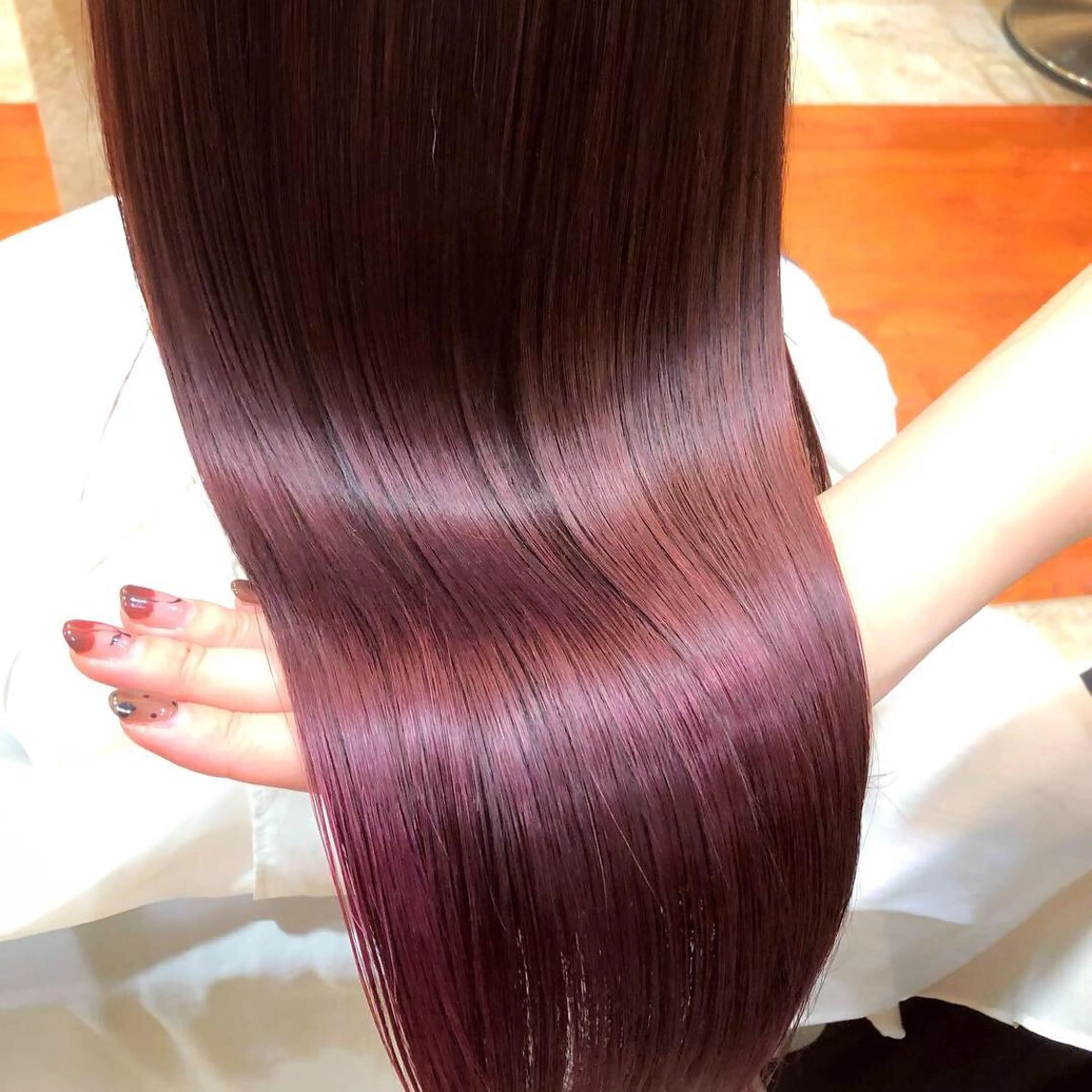 ロング カラー ピンクカラー 髪質改善 トリートメント 土居 正季のヘアスタイル