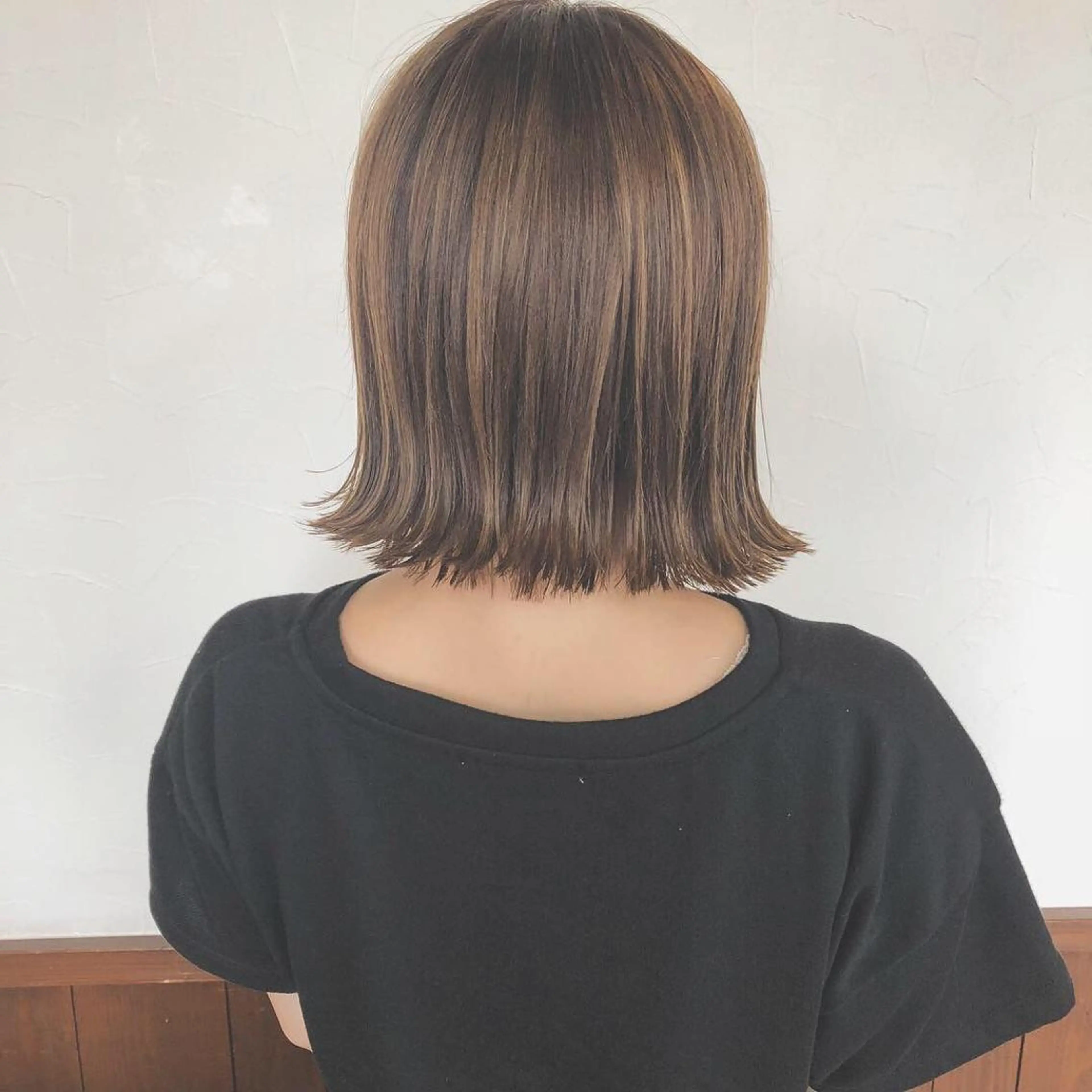 ミディアム カラー ハイライトカラー ボブ ハイライト HAIR LEAP所属・LEAP MISAの眉毛・アイブロウイメージ