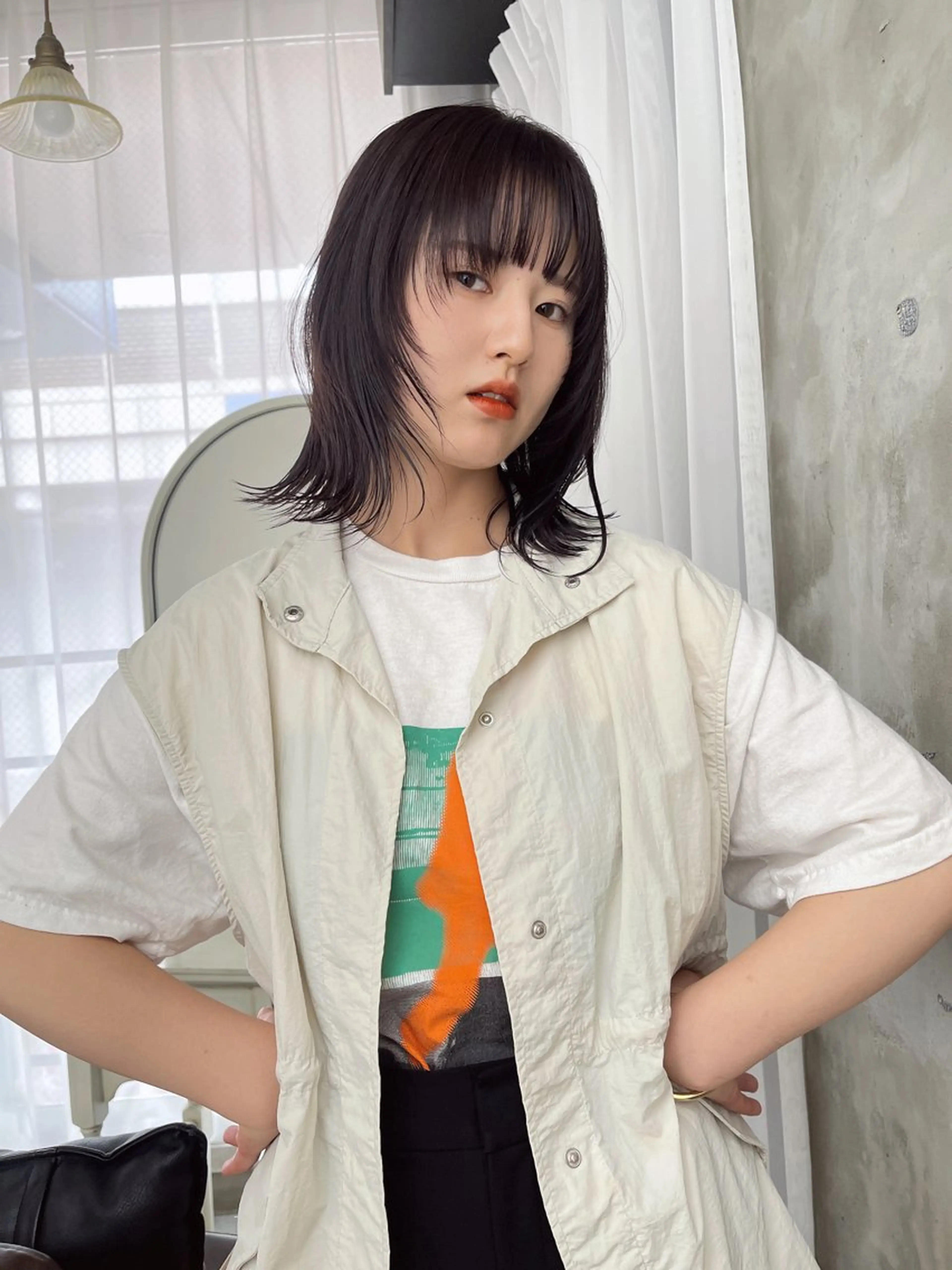 ミディアム 顔まわりレイヤー/ bob及川亜沙美のヘアスタイル