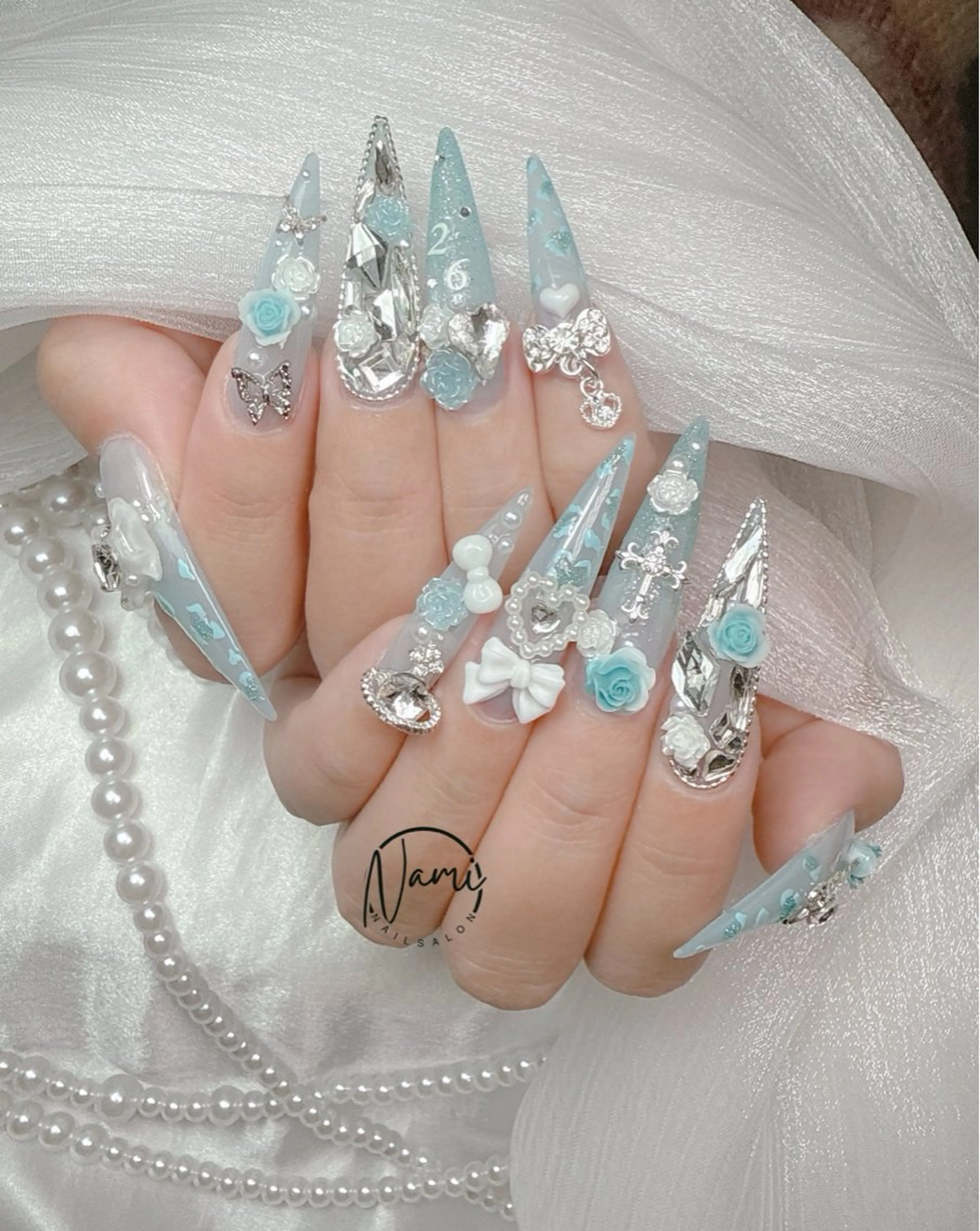 ネイル 長さ出し ガーリー 韓国ネイル ロングネイル 持ち込み ハンドネイル Nami nail salon所属・Nami nail salonのネイルデザイン