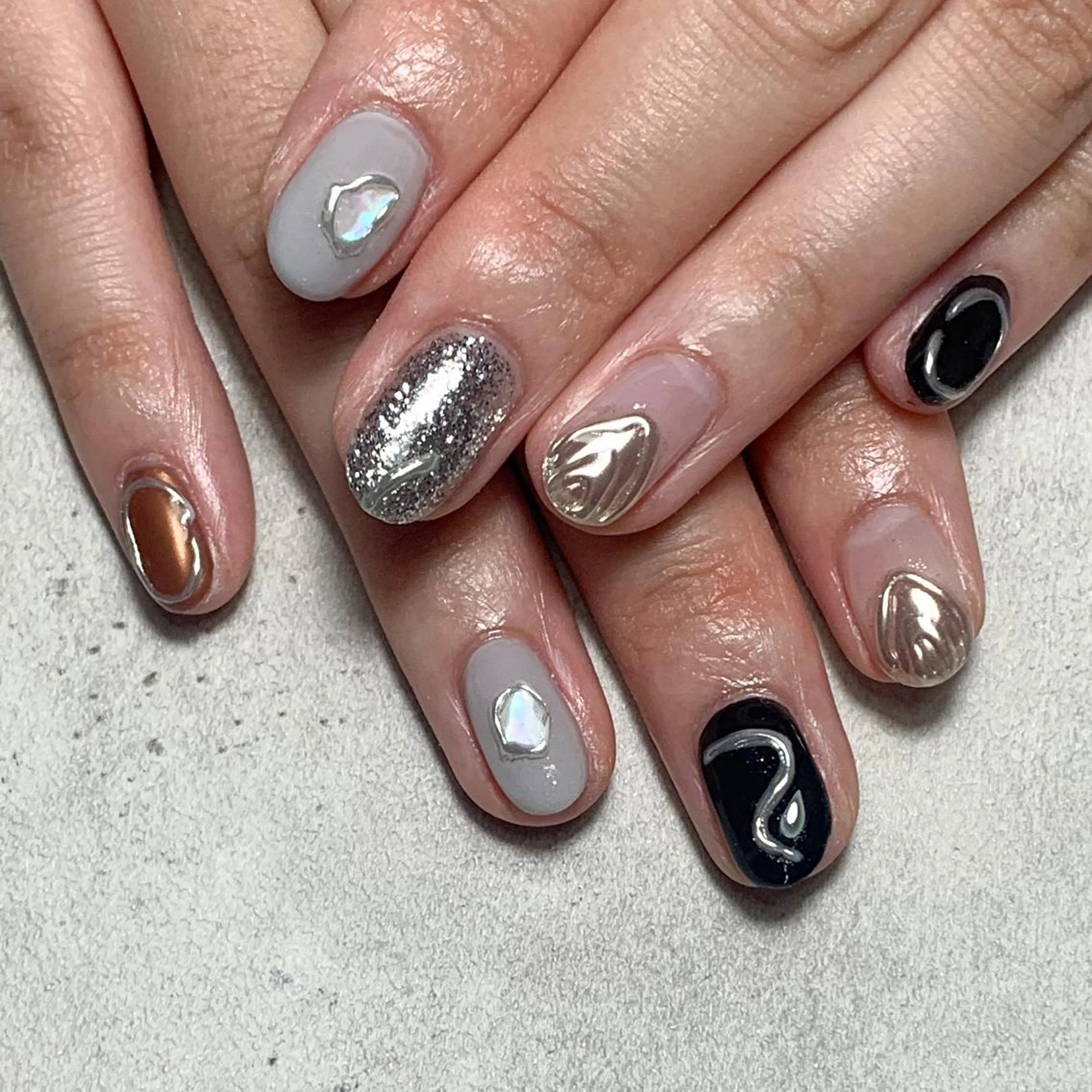 ネイル atelier　FIORITURA所属・FIORITURA aiのネイルデザイン