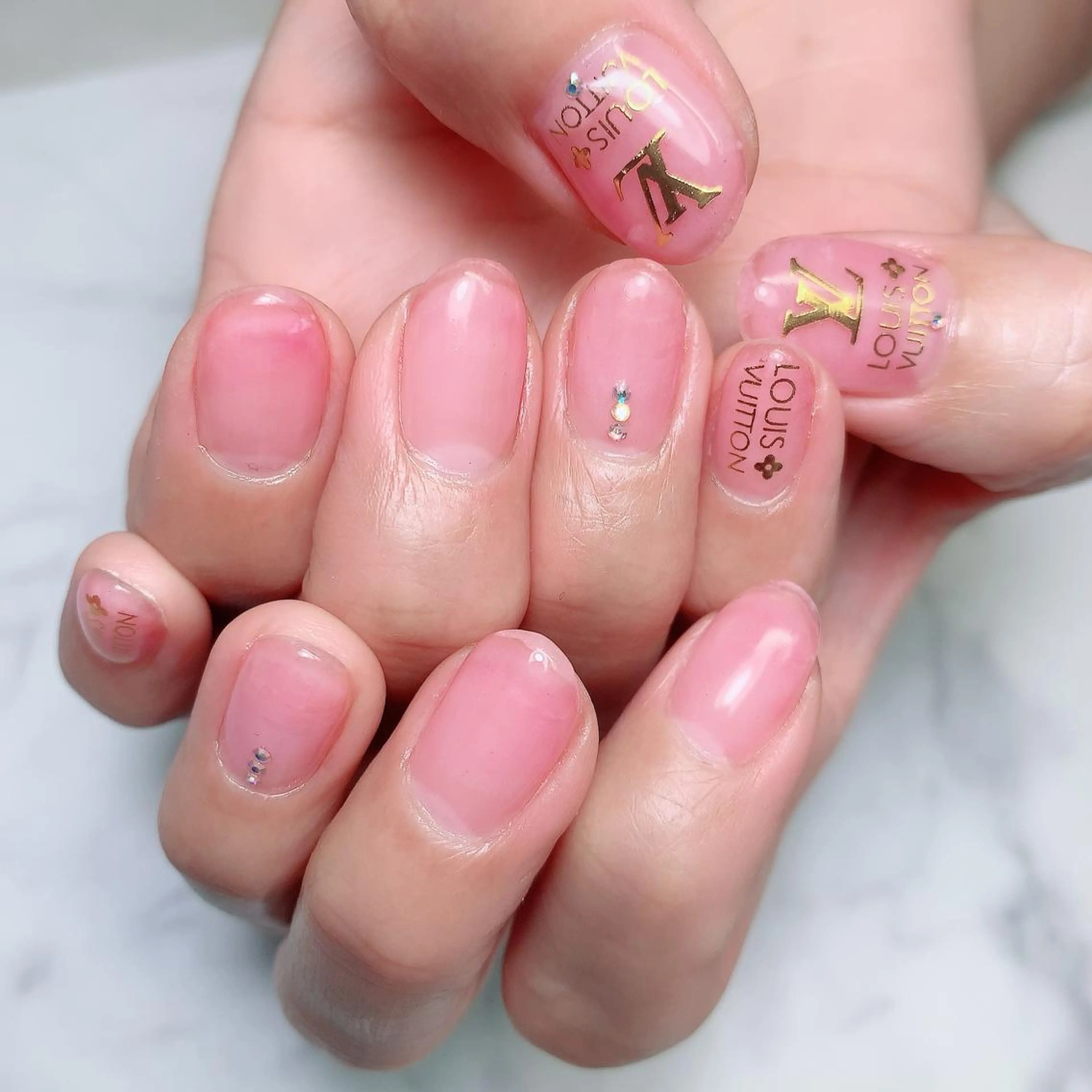 ネイル es nailのネイルデザイン