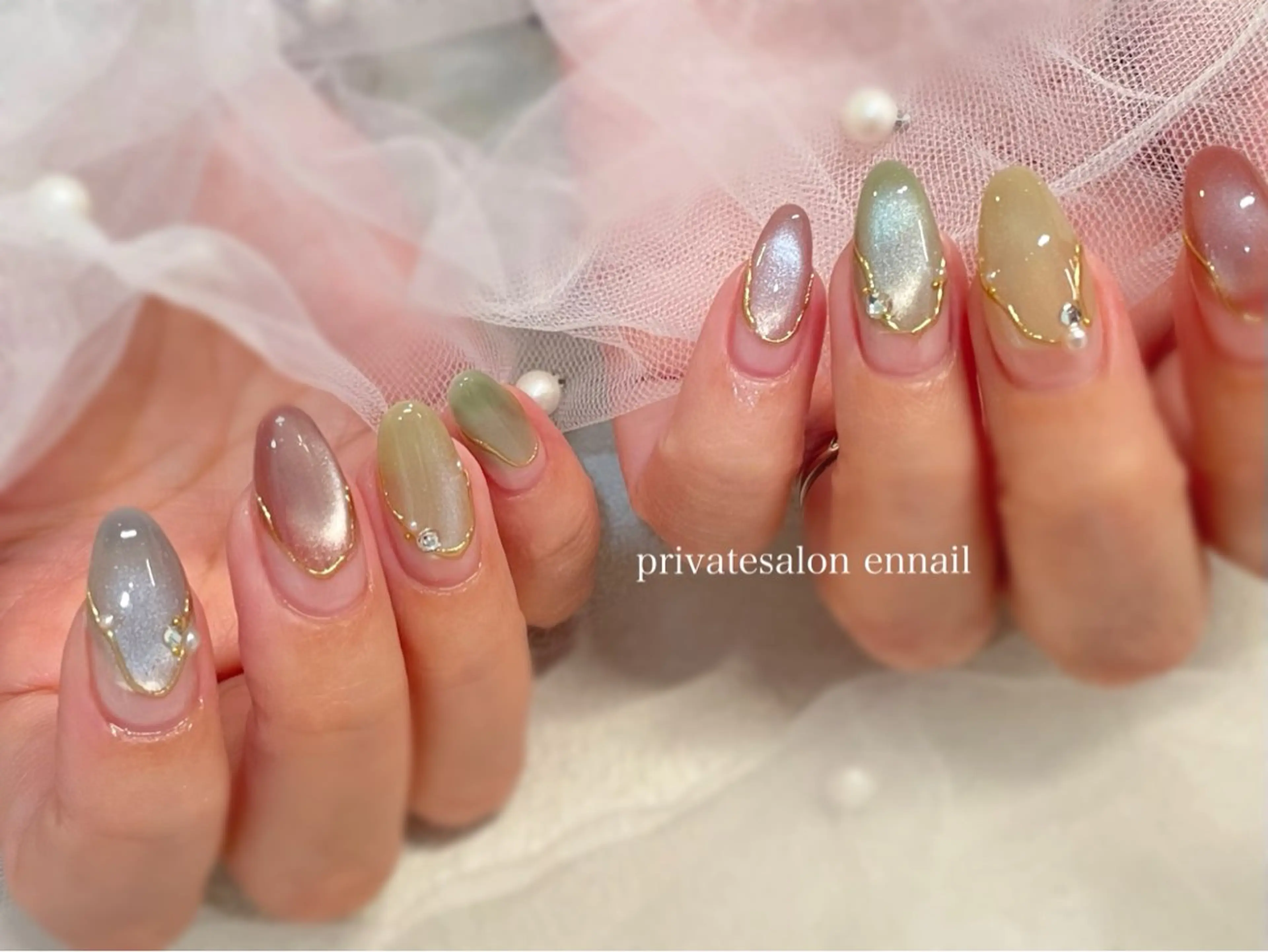 ネイル フラッシュネイル ジェルネイル キラキラネイル 韓国ネイル ロングネイル ハンドネイル en nail  心斎橋のネイルデザイン