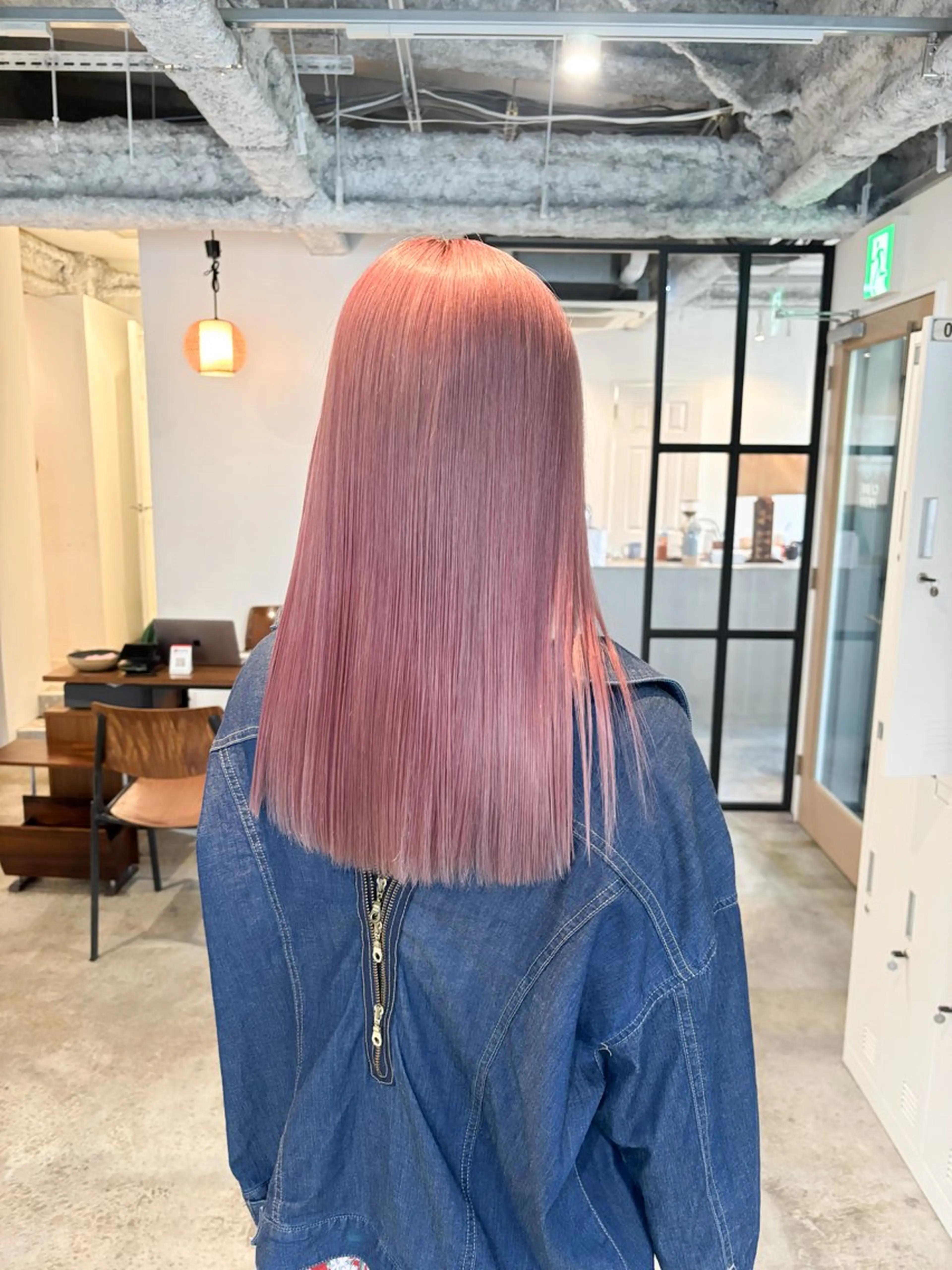 ミディアム カラー ベージュカラー ピンクカラー カット ヘアカラー Takuma Suzuki中目黒のヘアスタイル