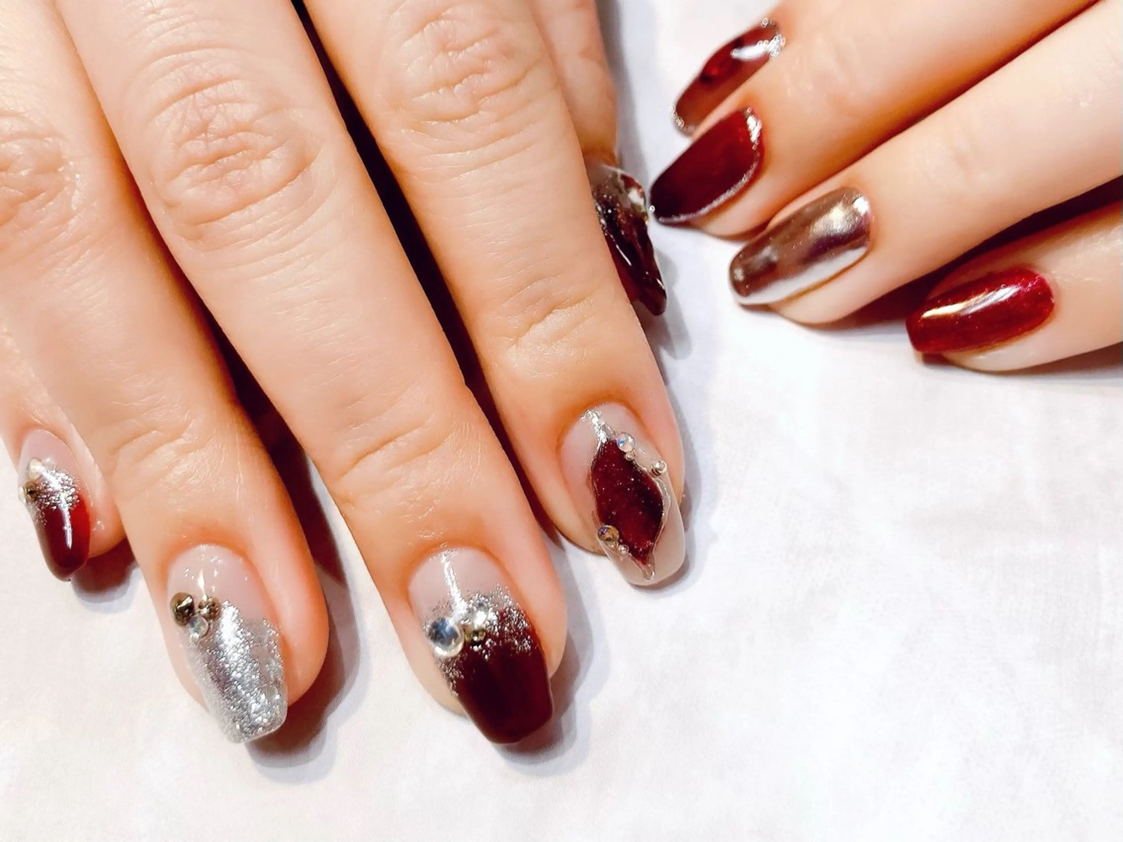 ネイル iroam所属・Keiko🧸 大人可愛いネイルのネイルデザイン