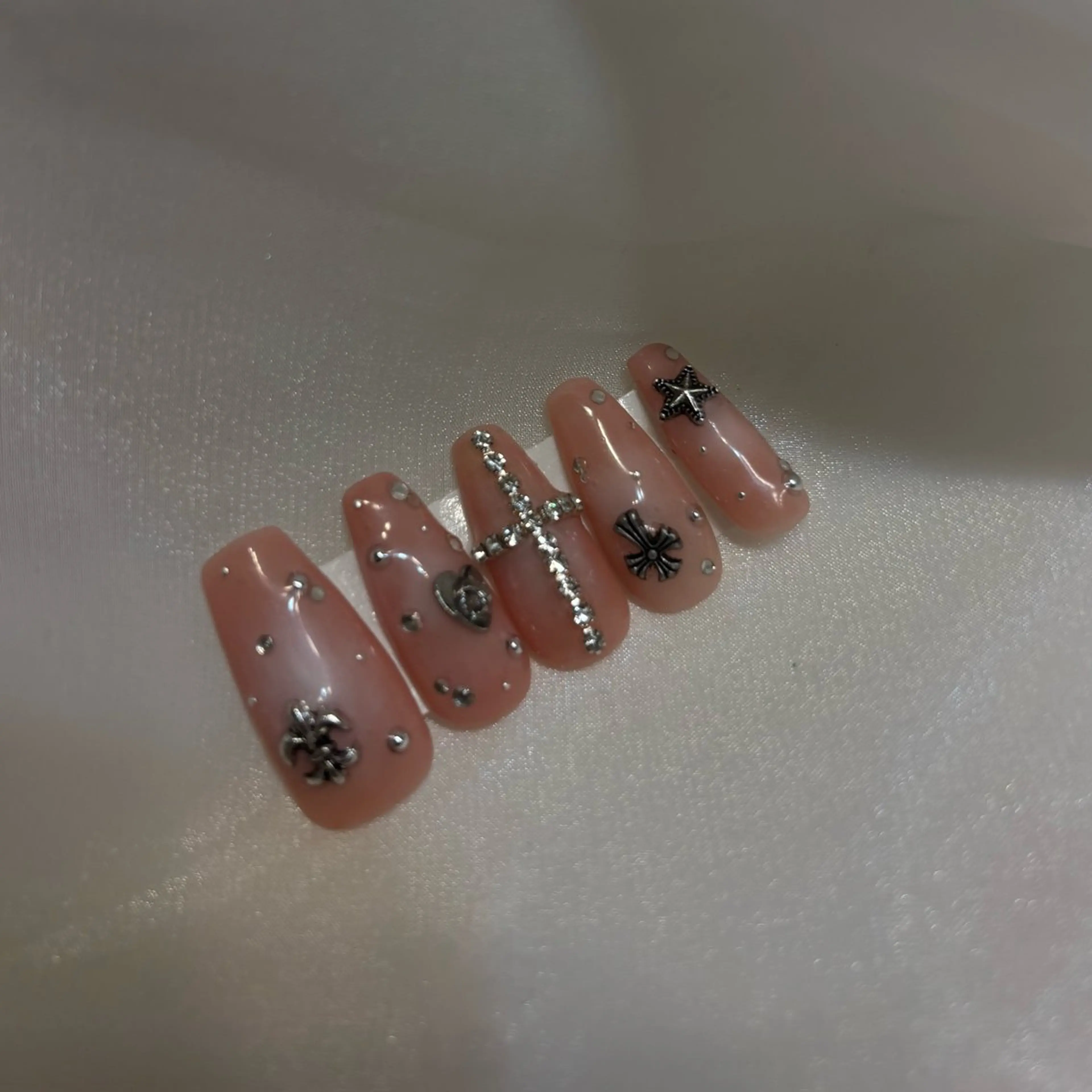 ネイル ️🩵Merci Miyu 南堀江️のネイルデザイン