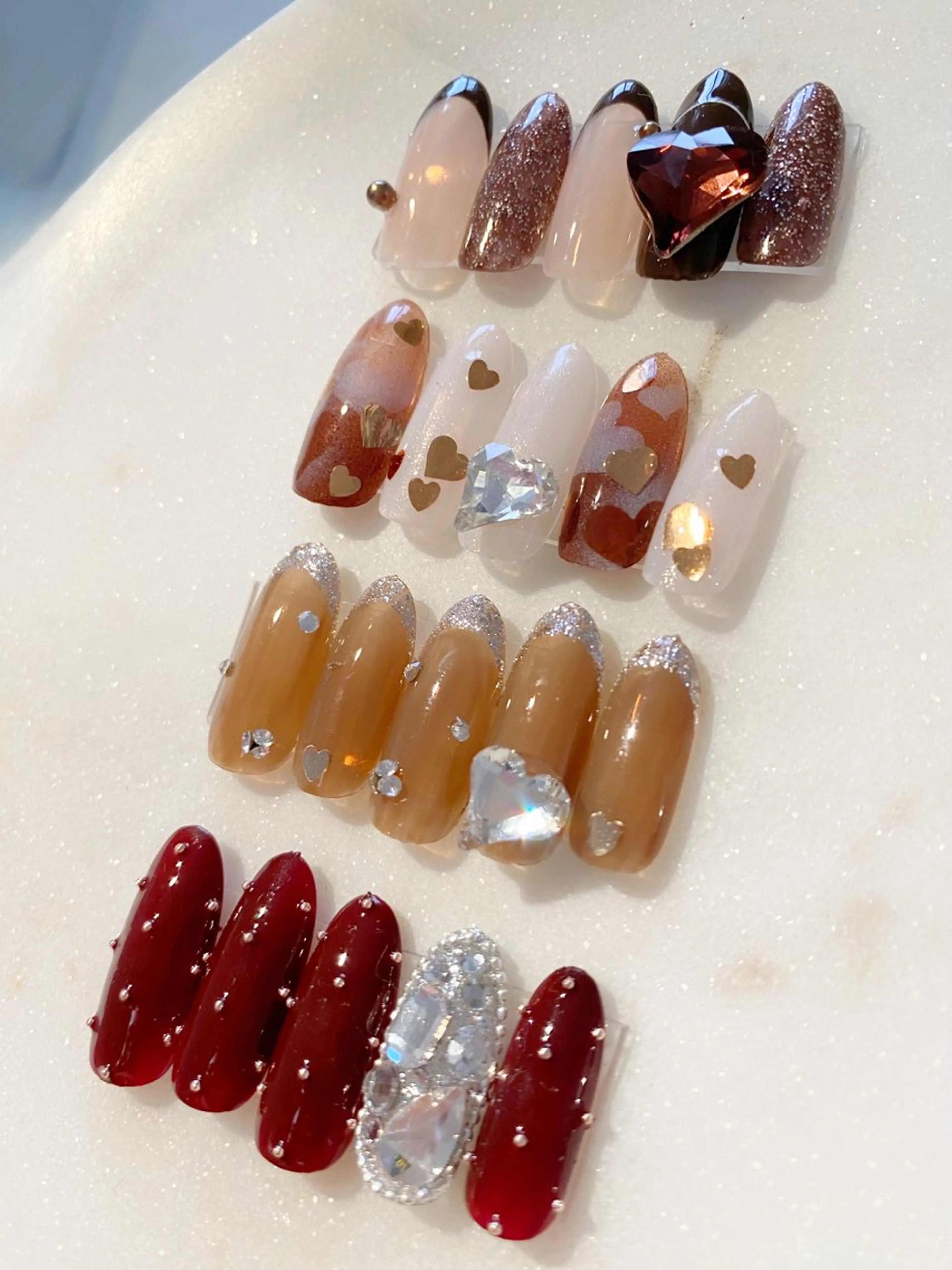 ネイル ＼近畿大学／近く🦢 Swanのネイルデザイン