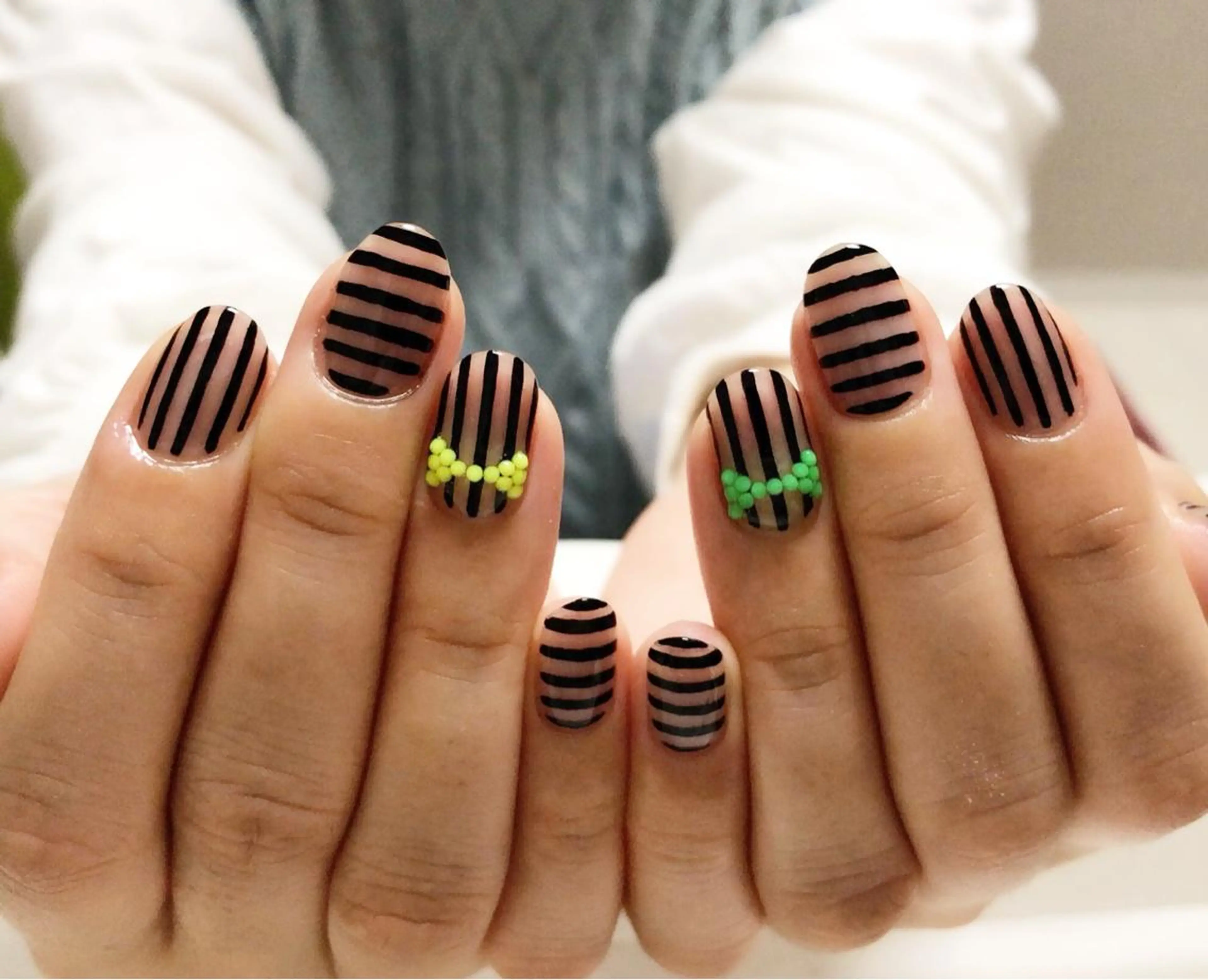 ネイル ワンカラーネイル mano nella mano所属・mano nella manoのネイルデザイン