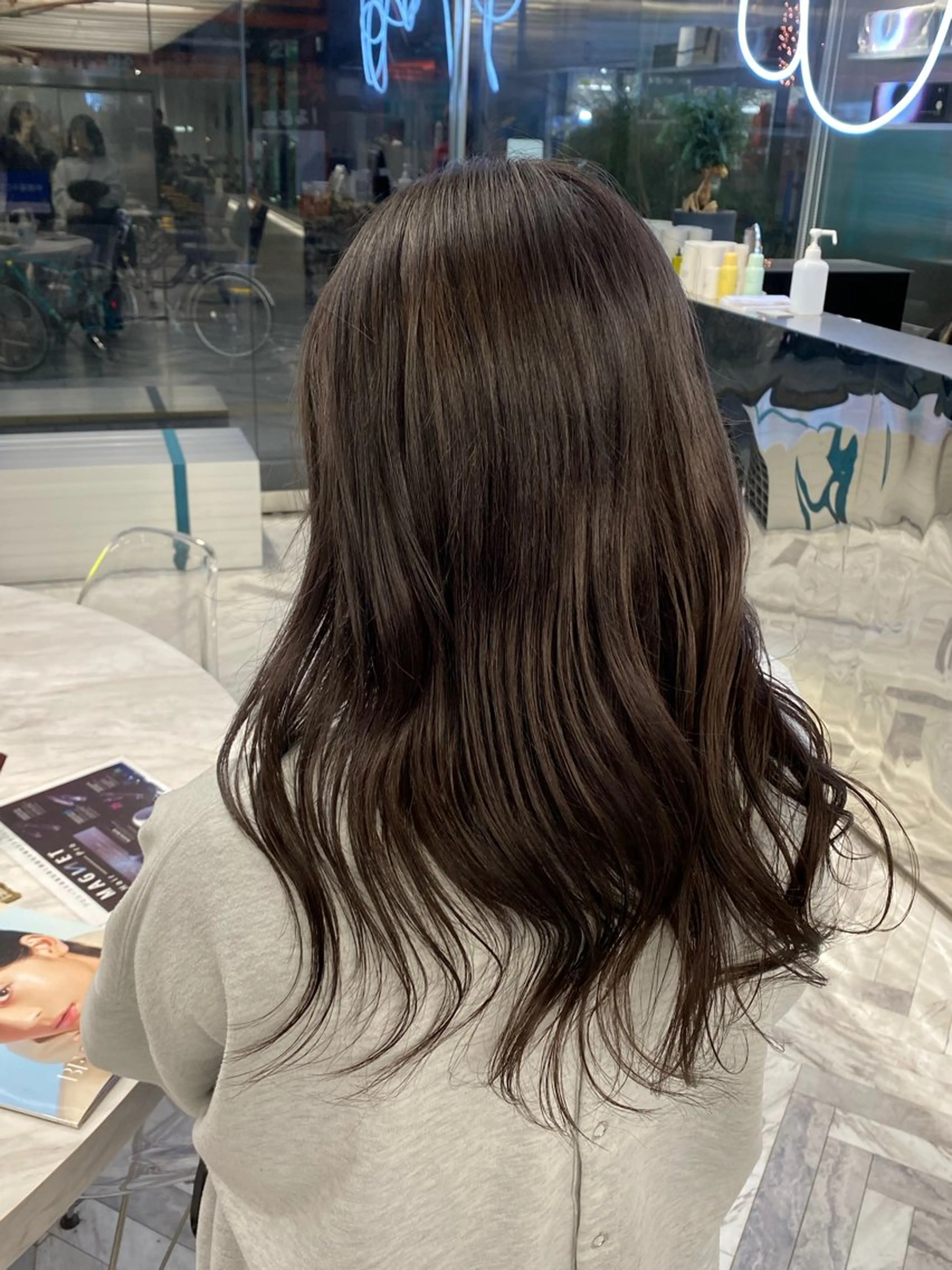 ミディアム ヘアカラー カンナ【Y2Kネイル /コーンロウ】のネイルデザイン