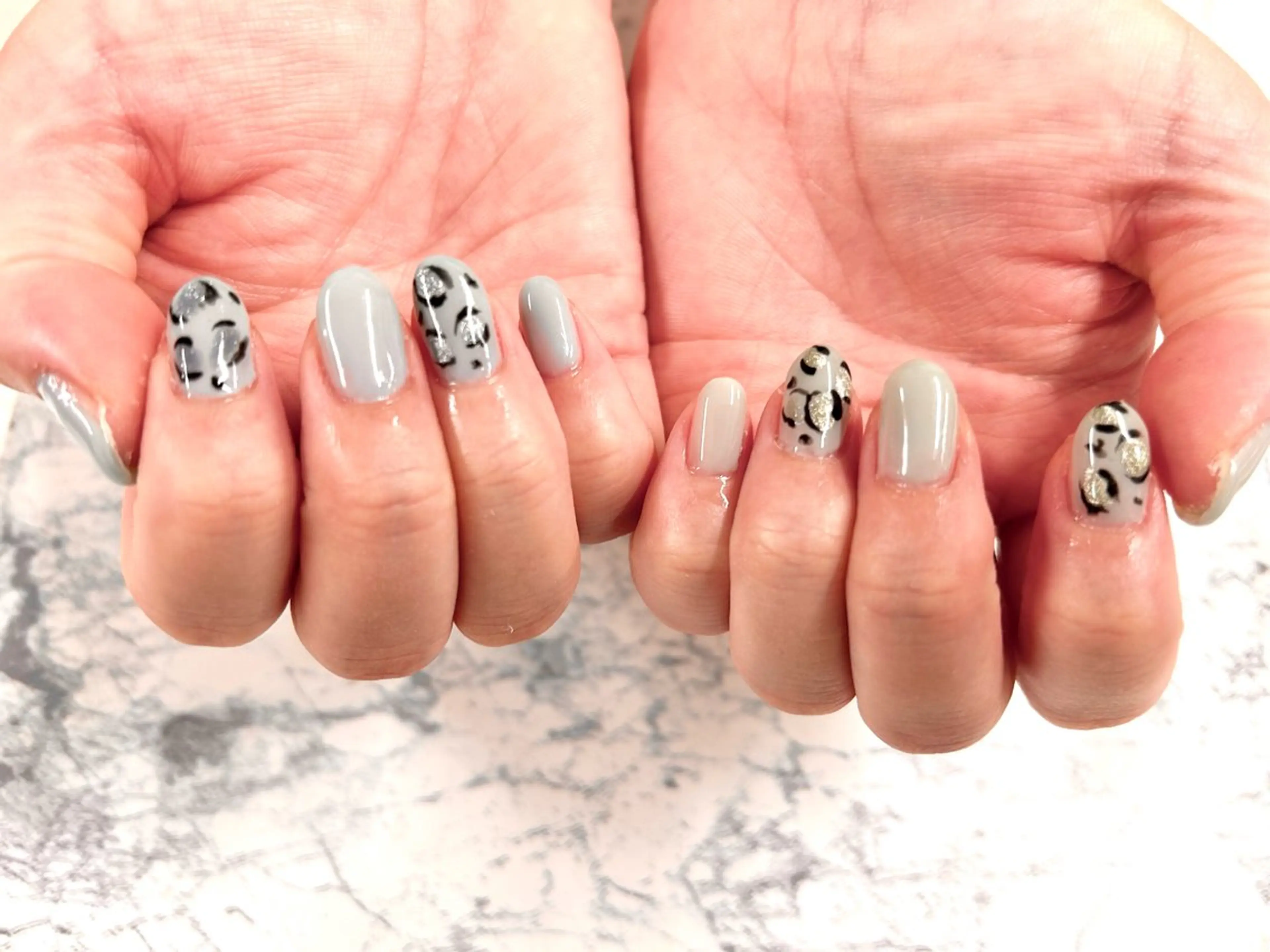 ネイル 杉山 ネイリストのネイルデザイン