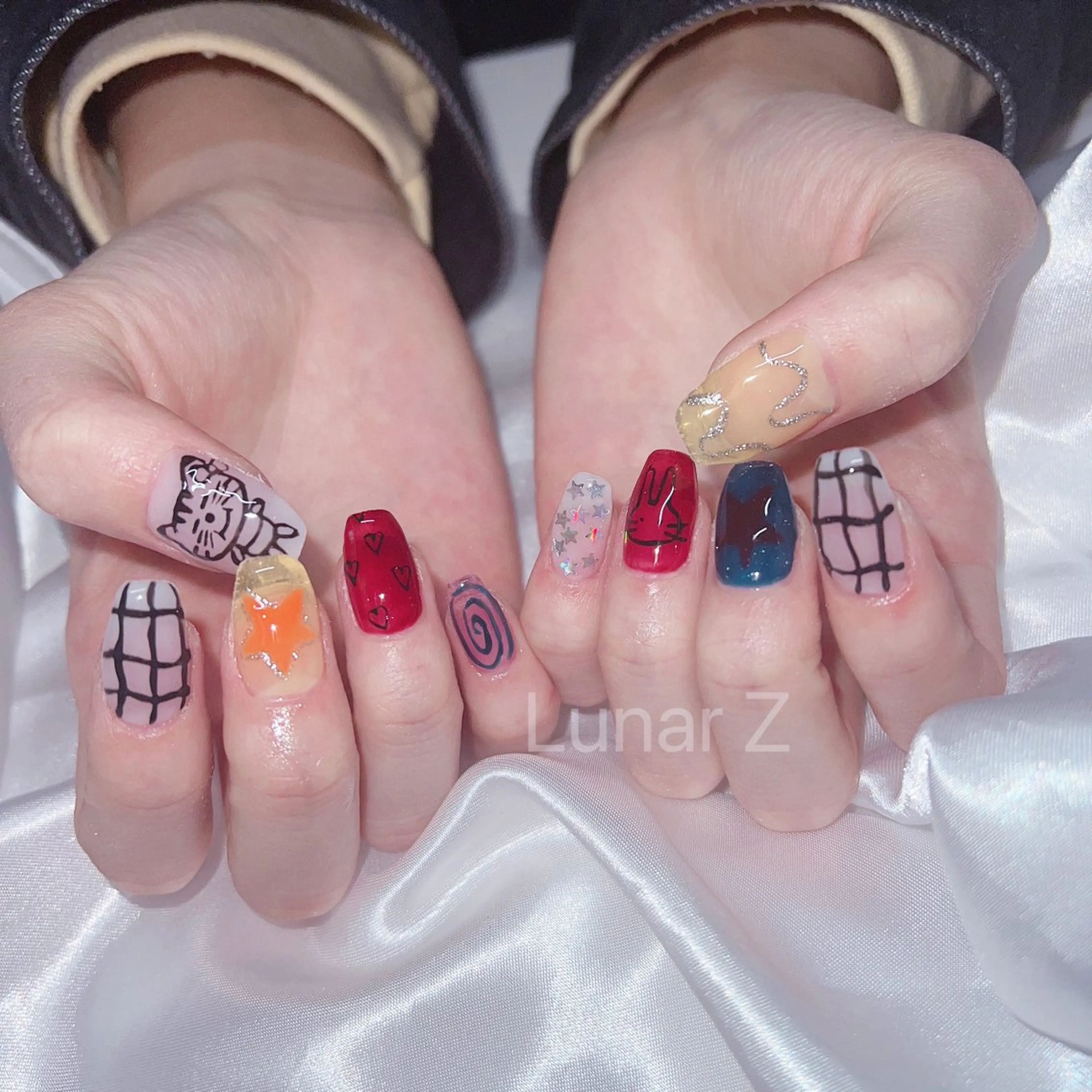 ネイル 🌖す い🌒のネイルデザイン