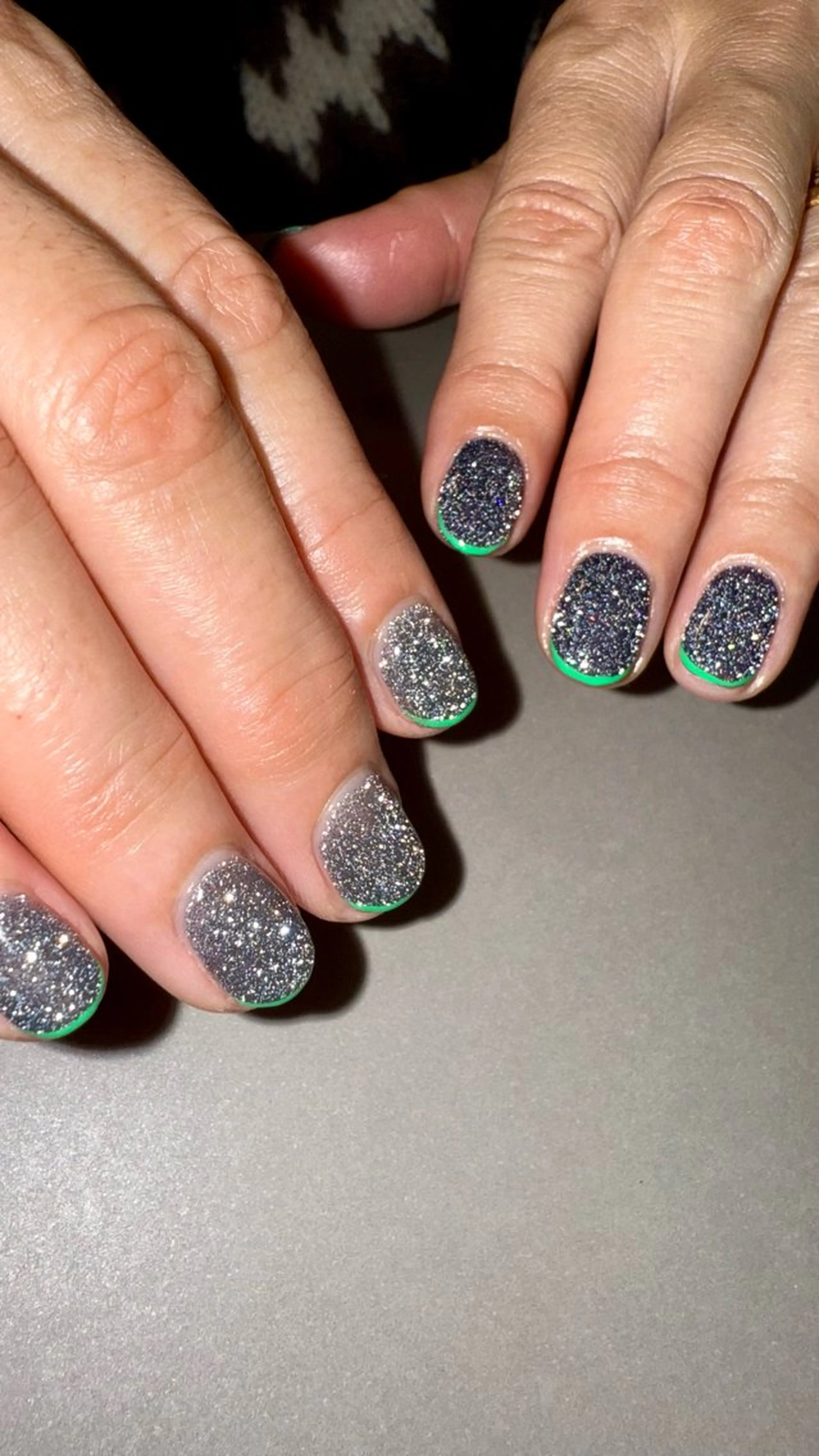 ネイル フラッシュネイル ハンドネイル ハンドケア Atelier Ariのネイルデザイン