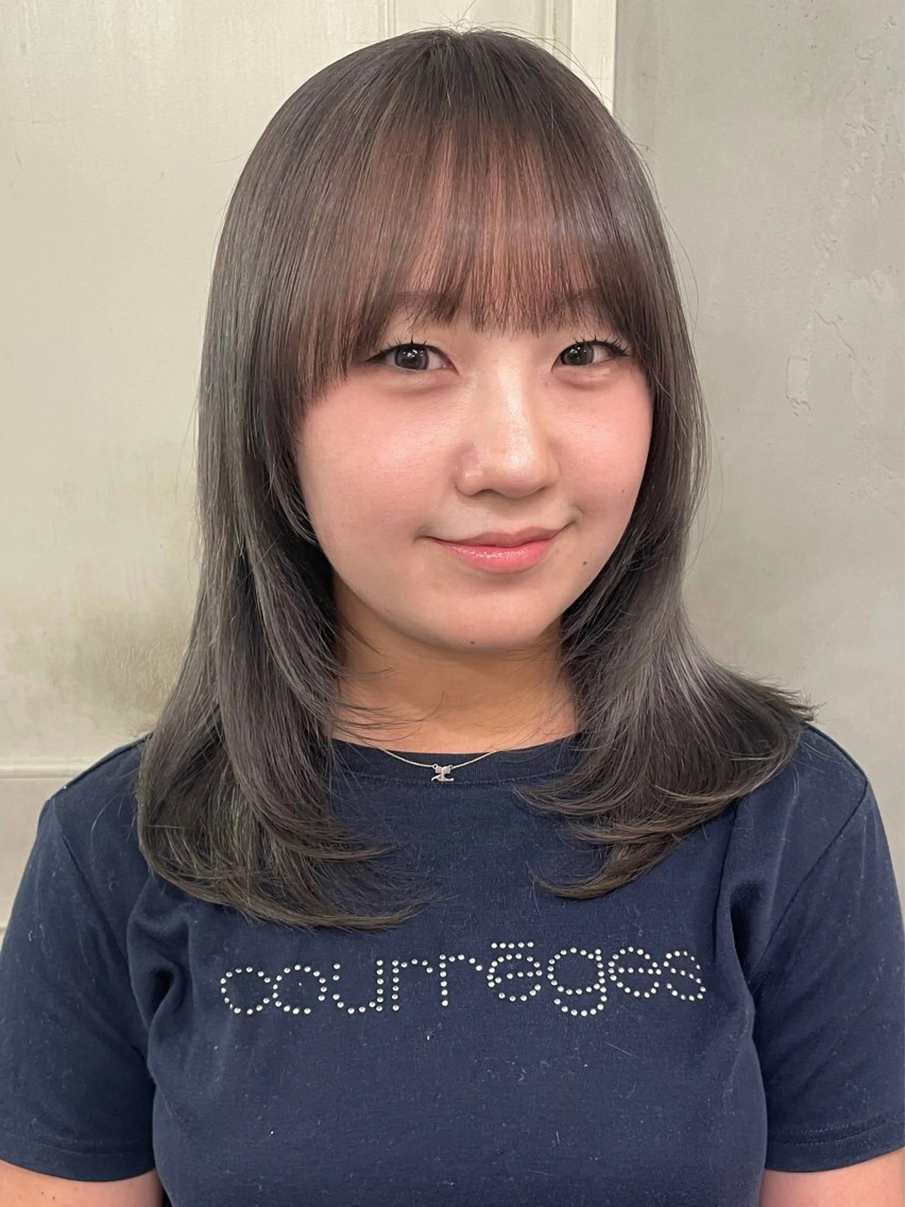 ミディアム カラー RorriM natsuのヘアスタイル