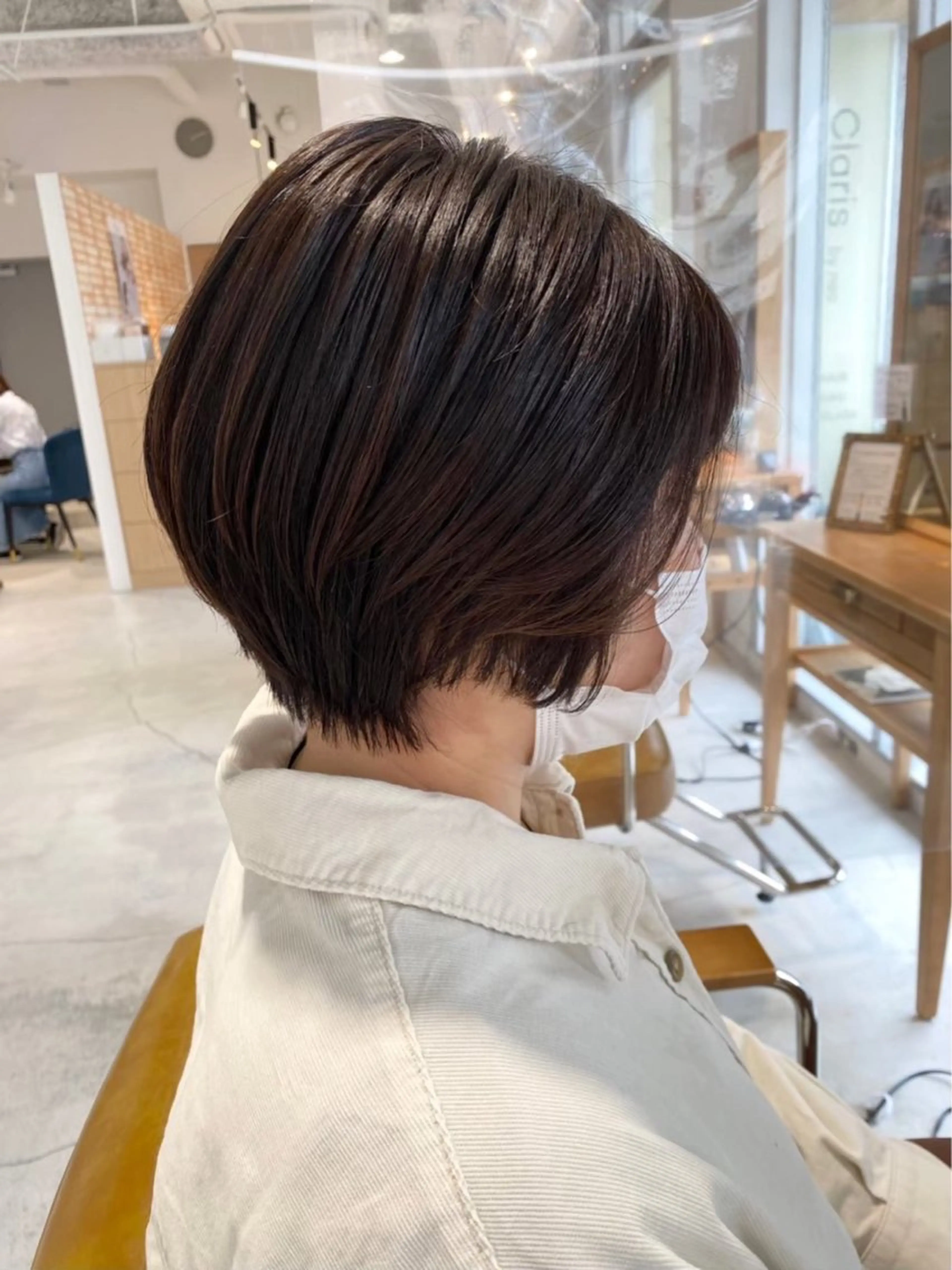 ショート 鈴木弥月/大人ボブ× 透明感カラーのヘアスタイル