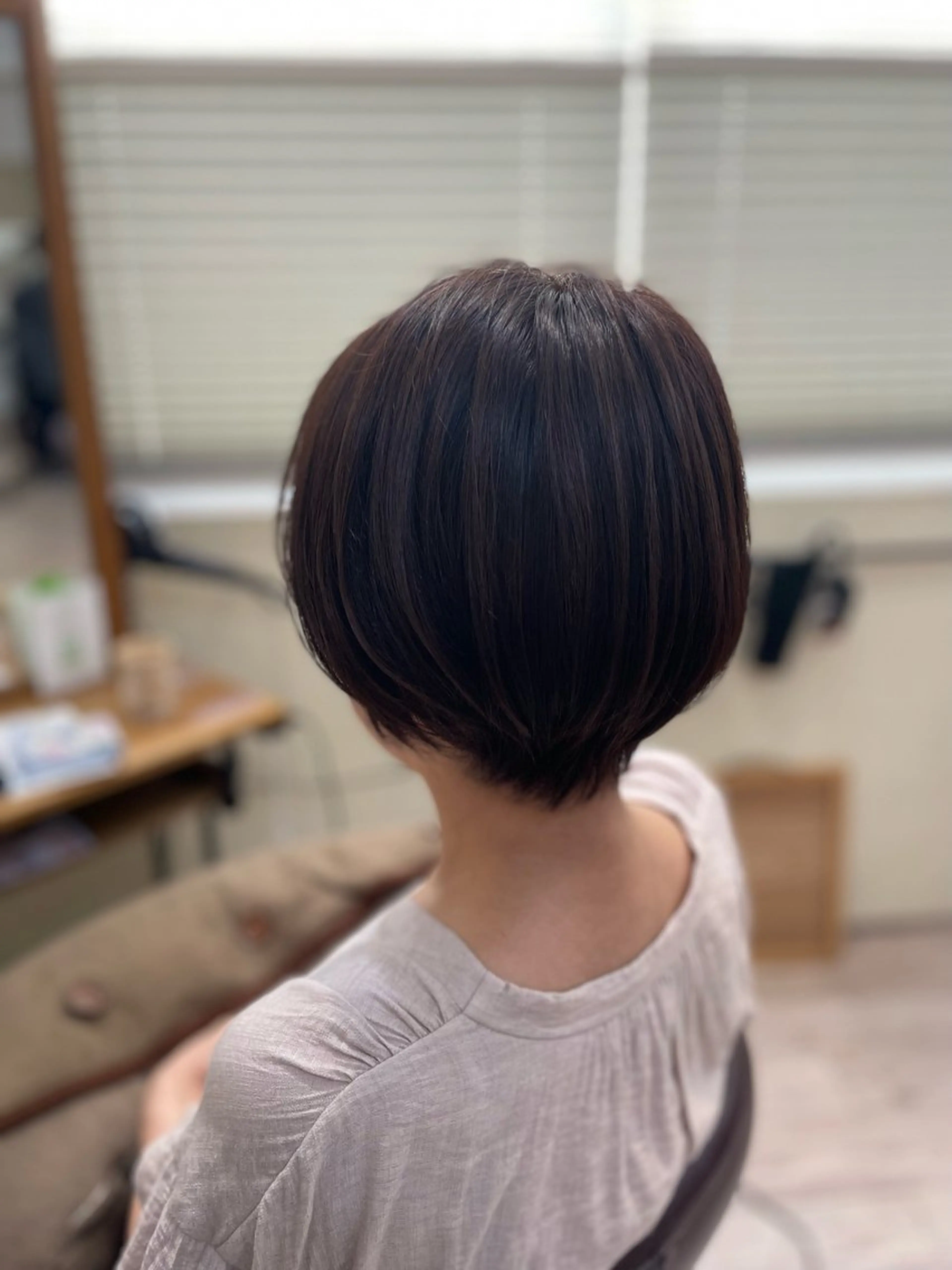 ショート 茅野 あゆ美のヘアスタイル