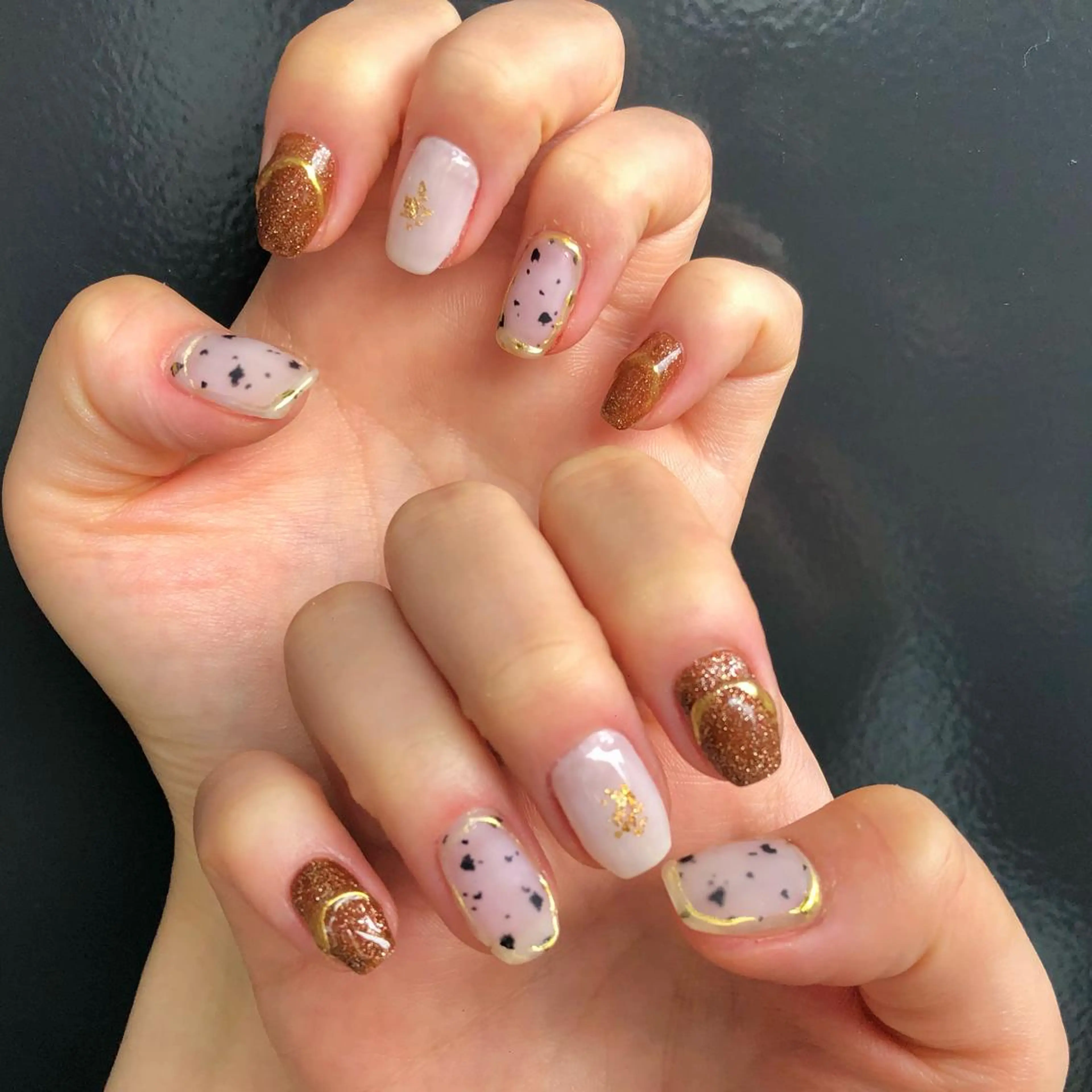 ネイル ニュアンスネイル le'a moe KONAMIのネイルデザイン