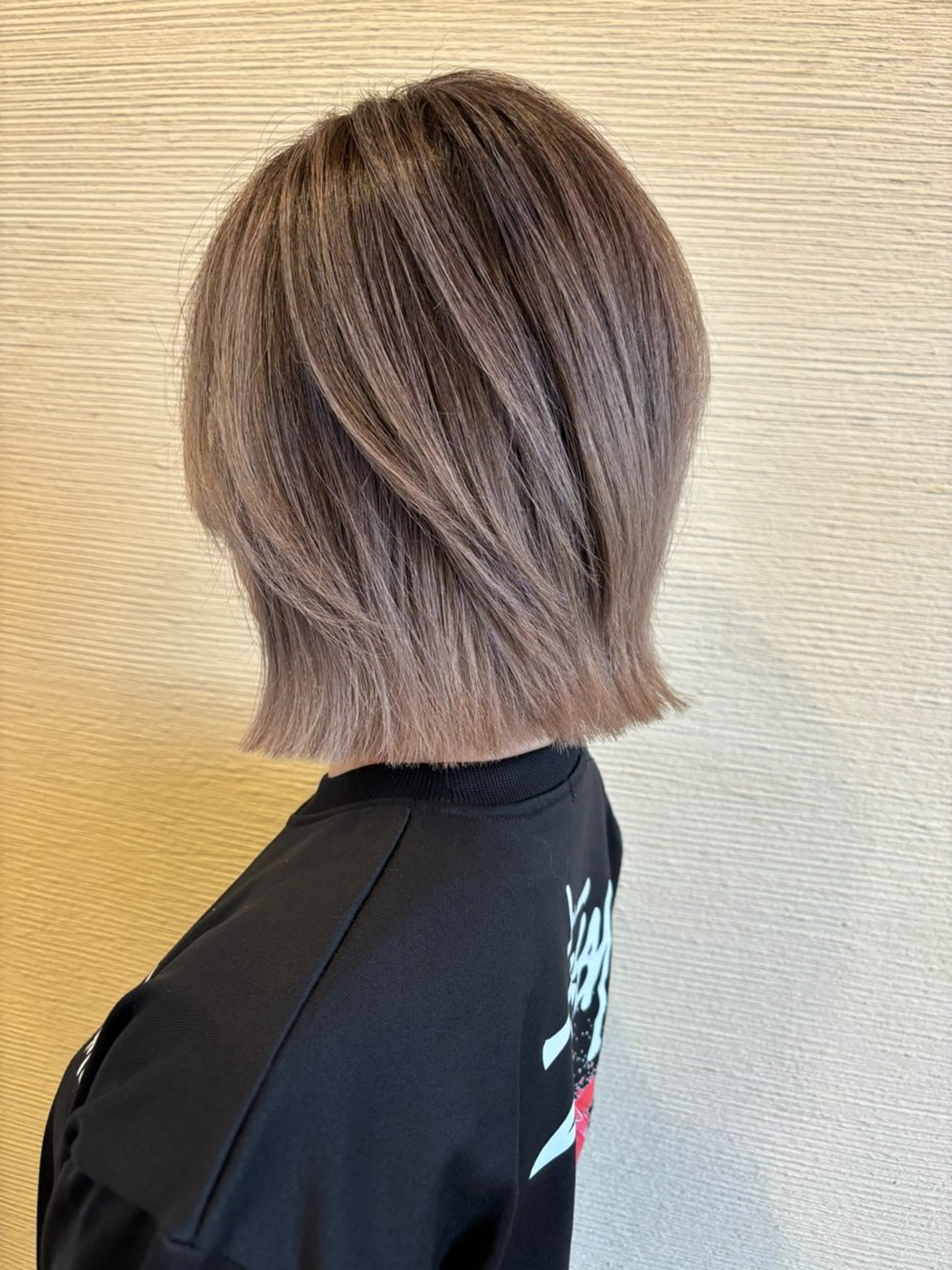 ショート カット ヘアカラー 小塚 和眞のヘアスタイル
