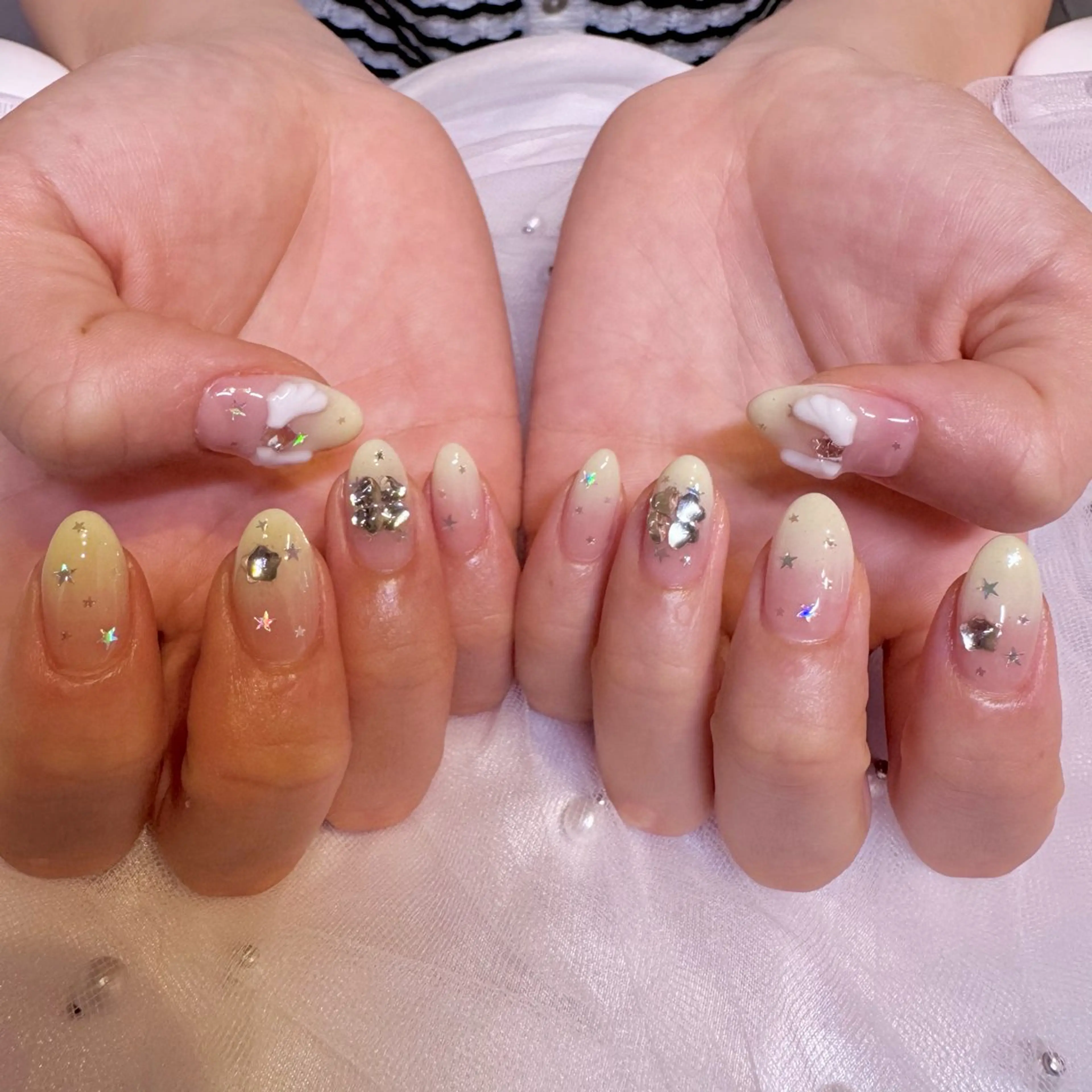 ネイル ハンドネイル nail salon e'mu💐のネイルデザイン