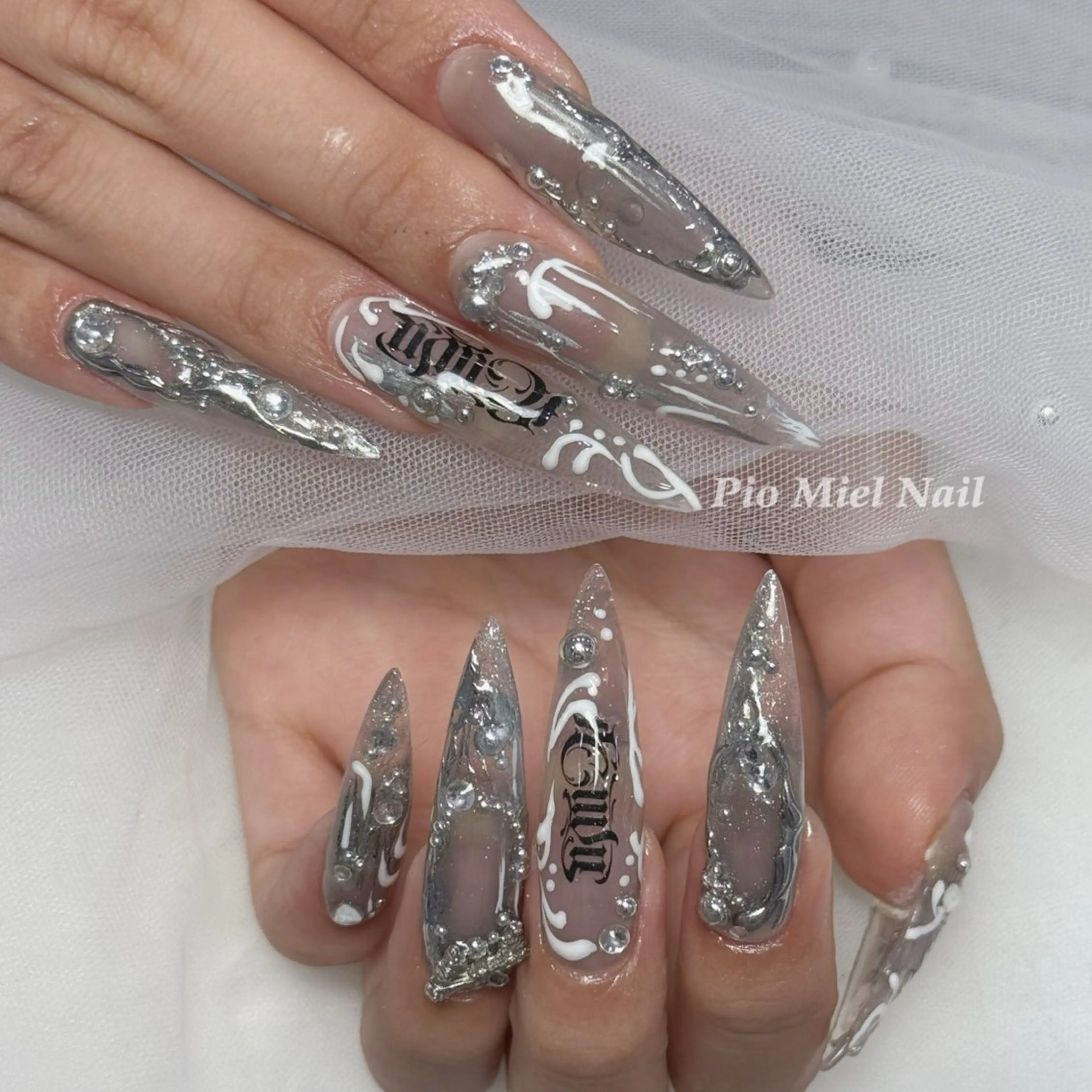 ネイル アートネイル ブラウン 韓国ネイル マグネットネイル ニュアンスネイル ハンドネイル momo 長さだしのネイルデザイン