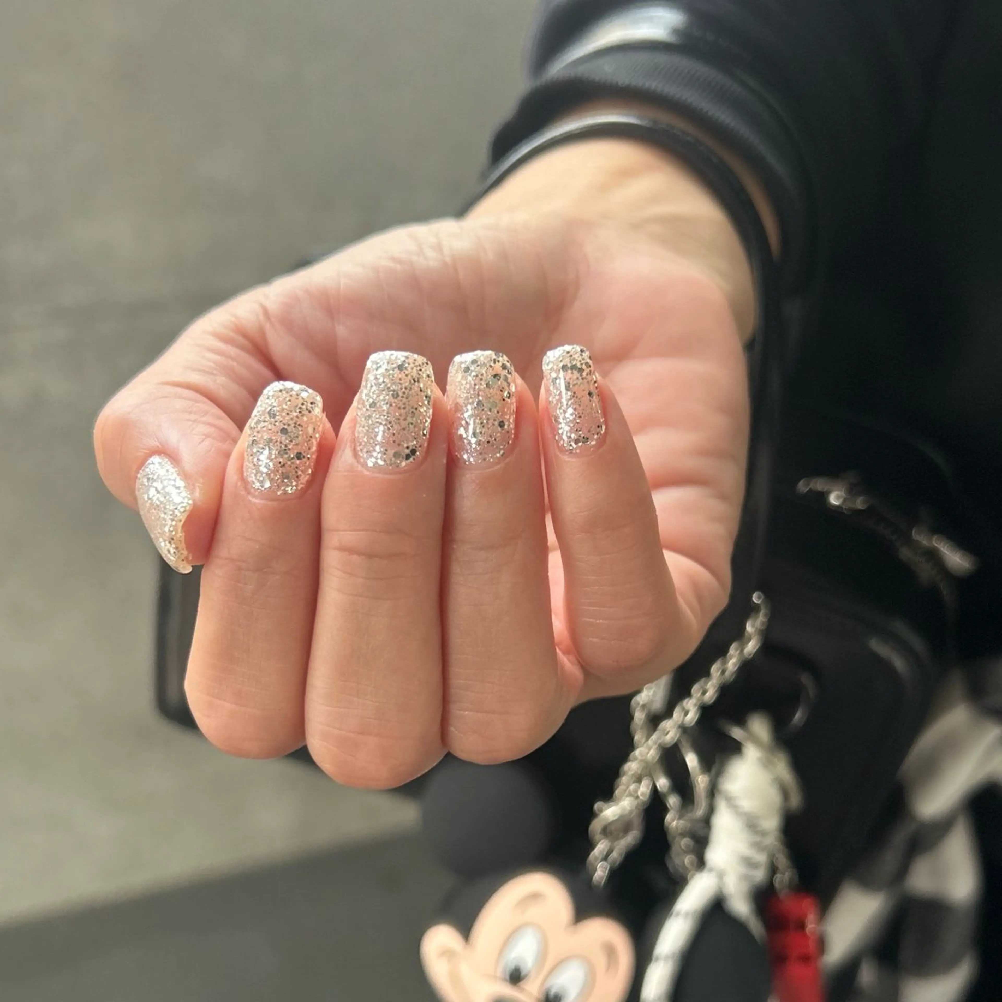 ラメワンカラーネイル（オフ込み）の写真