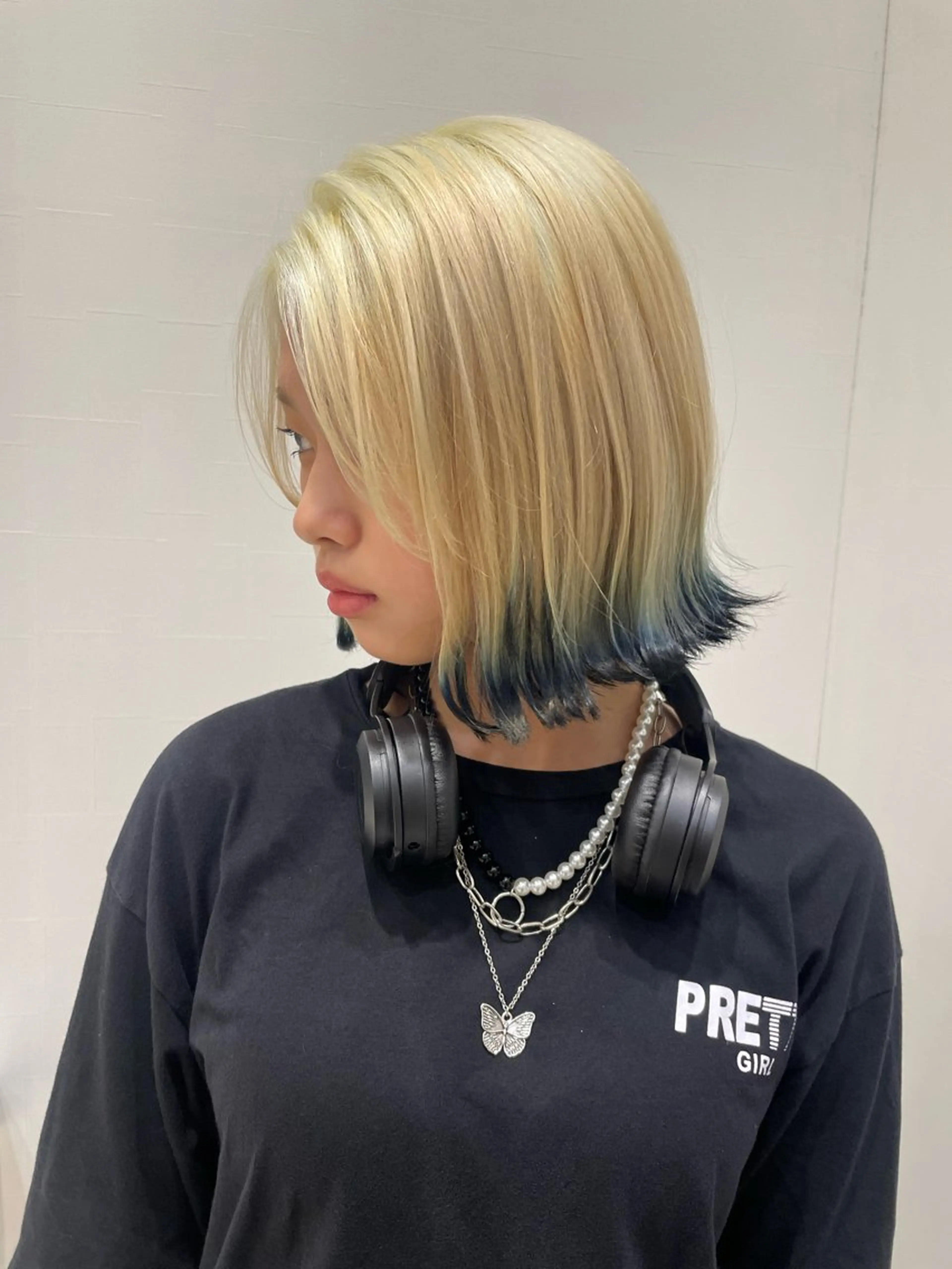 ミディアム カラー 黒髪 ブルーカラー ブルーブラック デザインカラー 薬院浄水通/ショート /ボブ/rukaのヘアスタイル