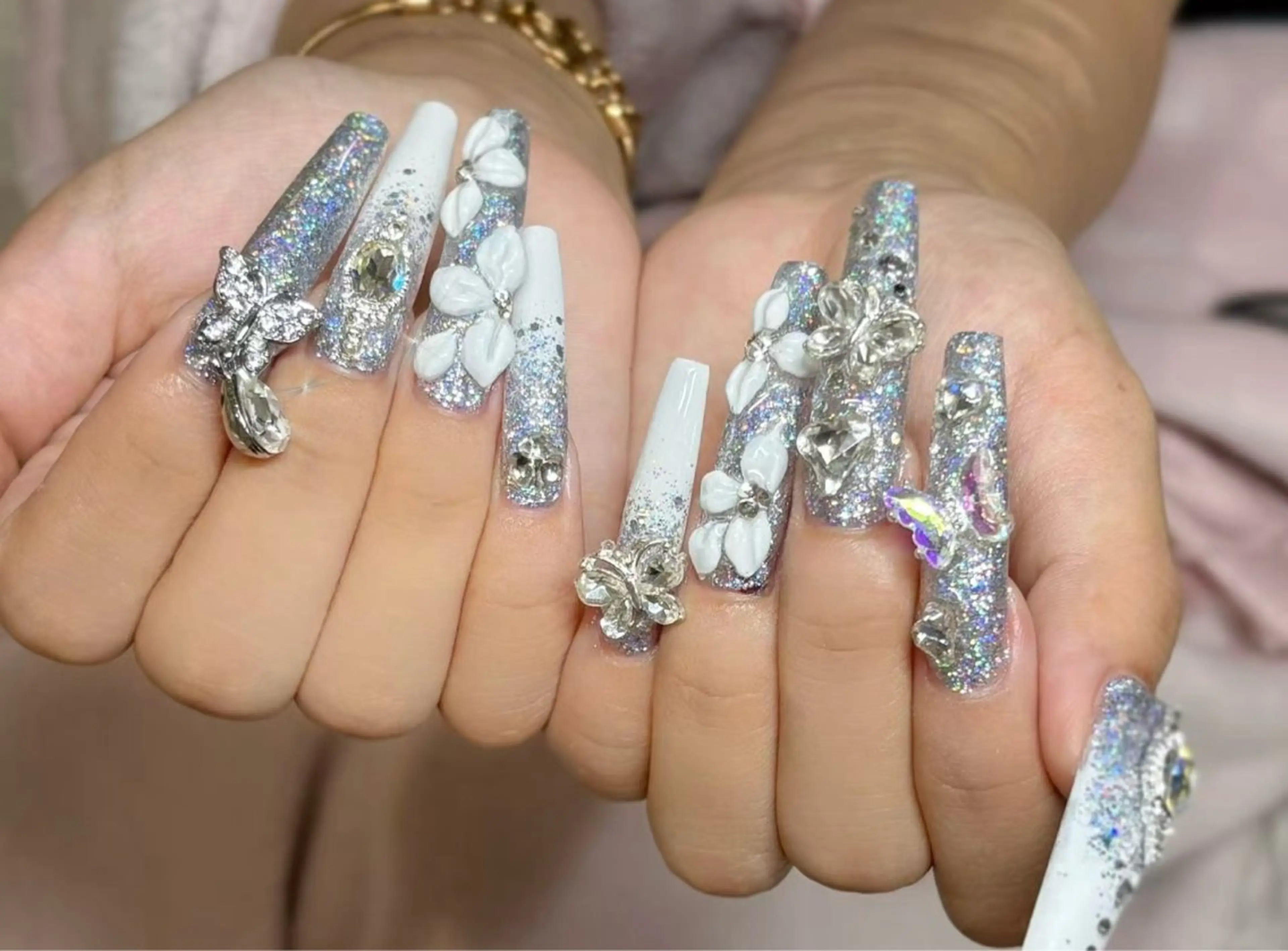 チップ長さ出し、持ち込みデザインアートの写真