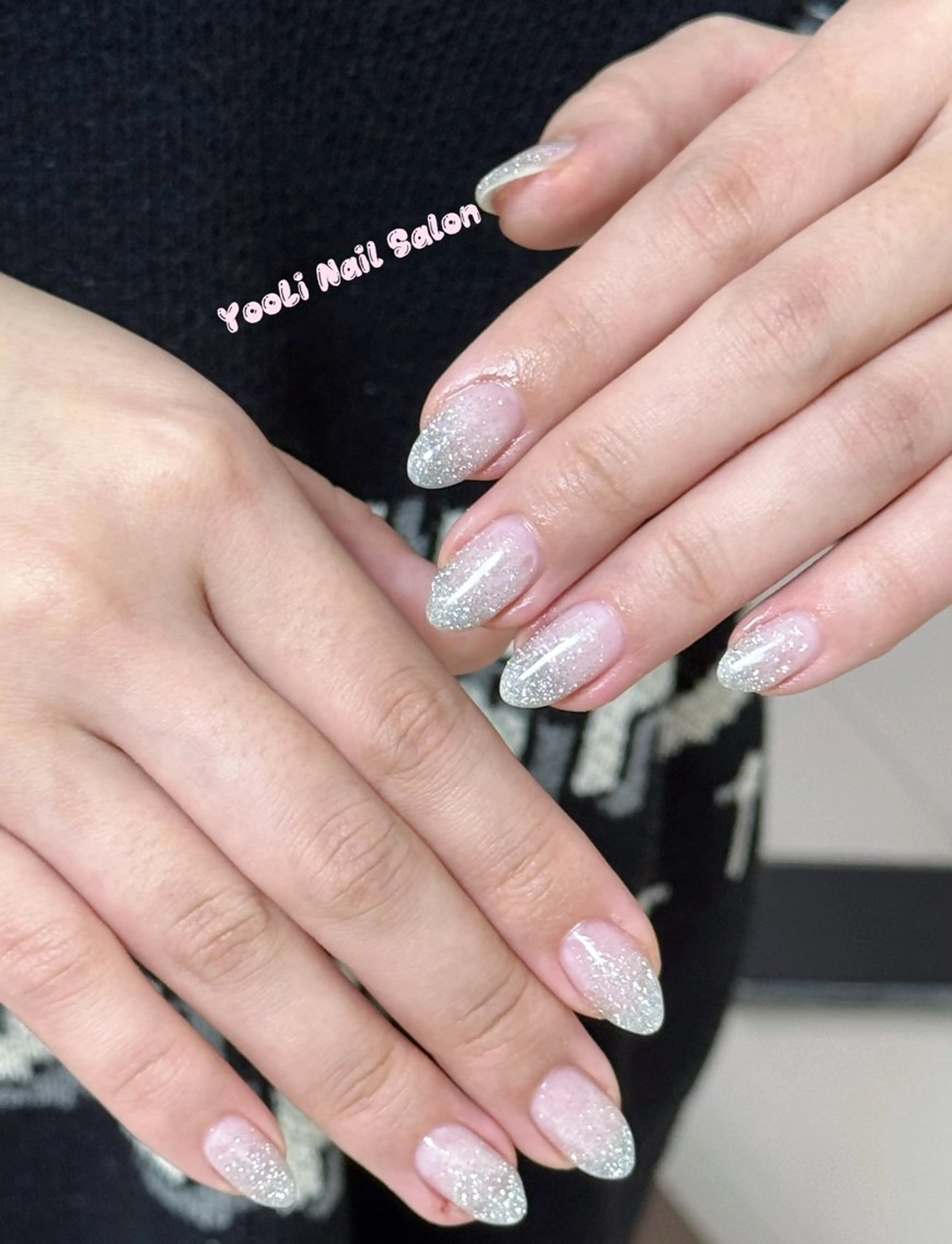 ネイル フレンチネイル グラデーション キラキラネイル 韓国ネイル マグネットネイル ハンドネイル 🎀🎀YooLi Nail Salonのネイルデザイン