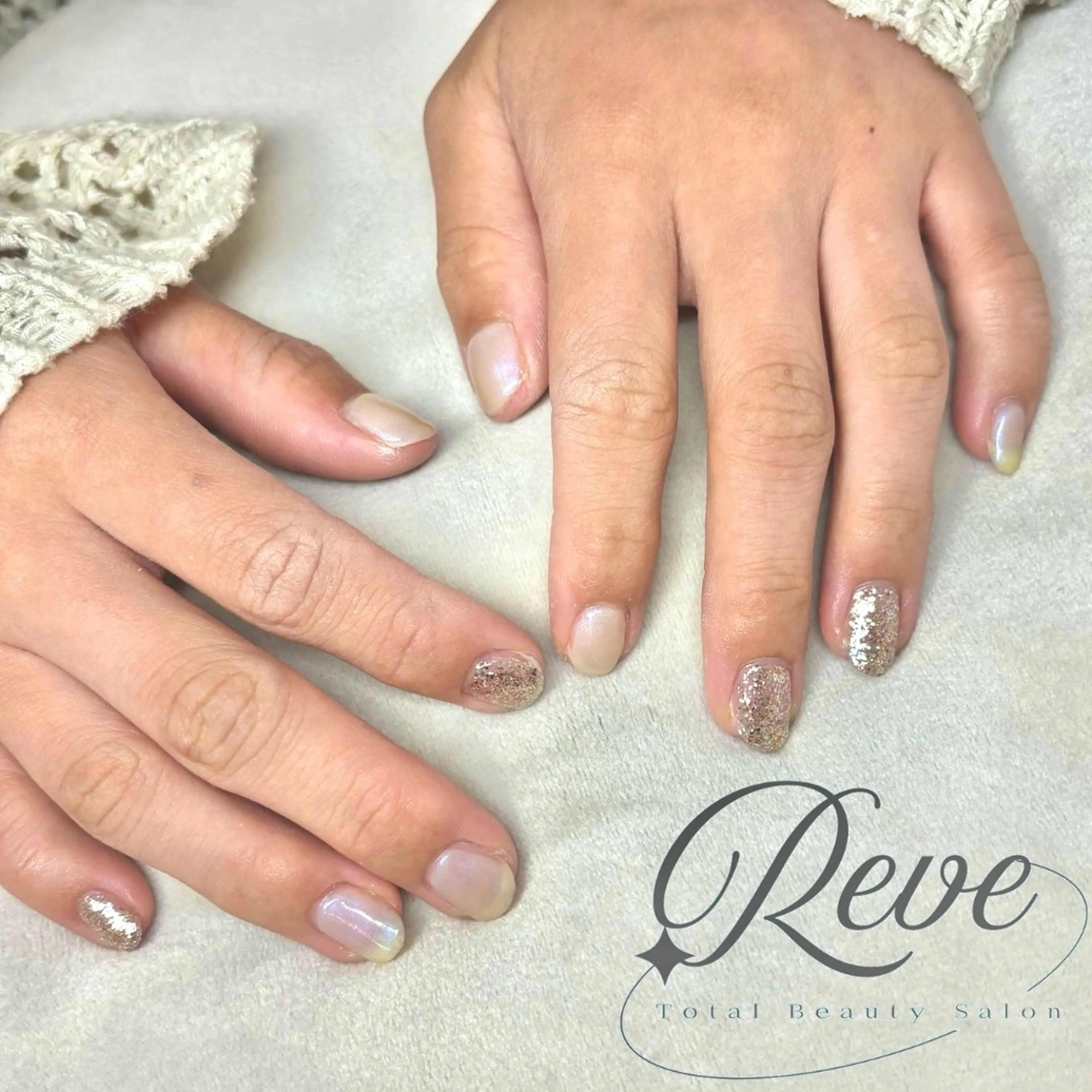 ネイル Reveトータル ビューティサロンの眉毛・アイブロウイメージ