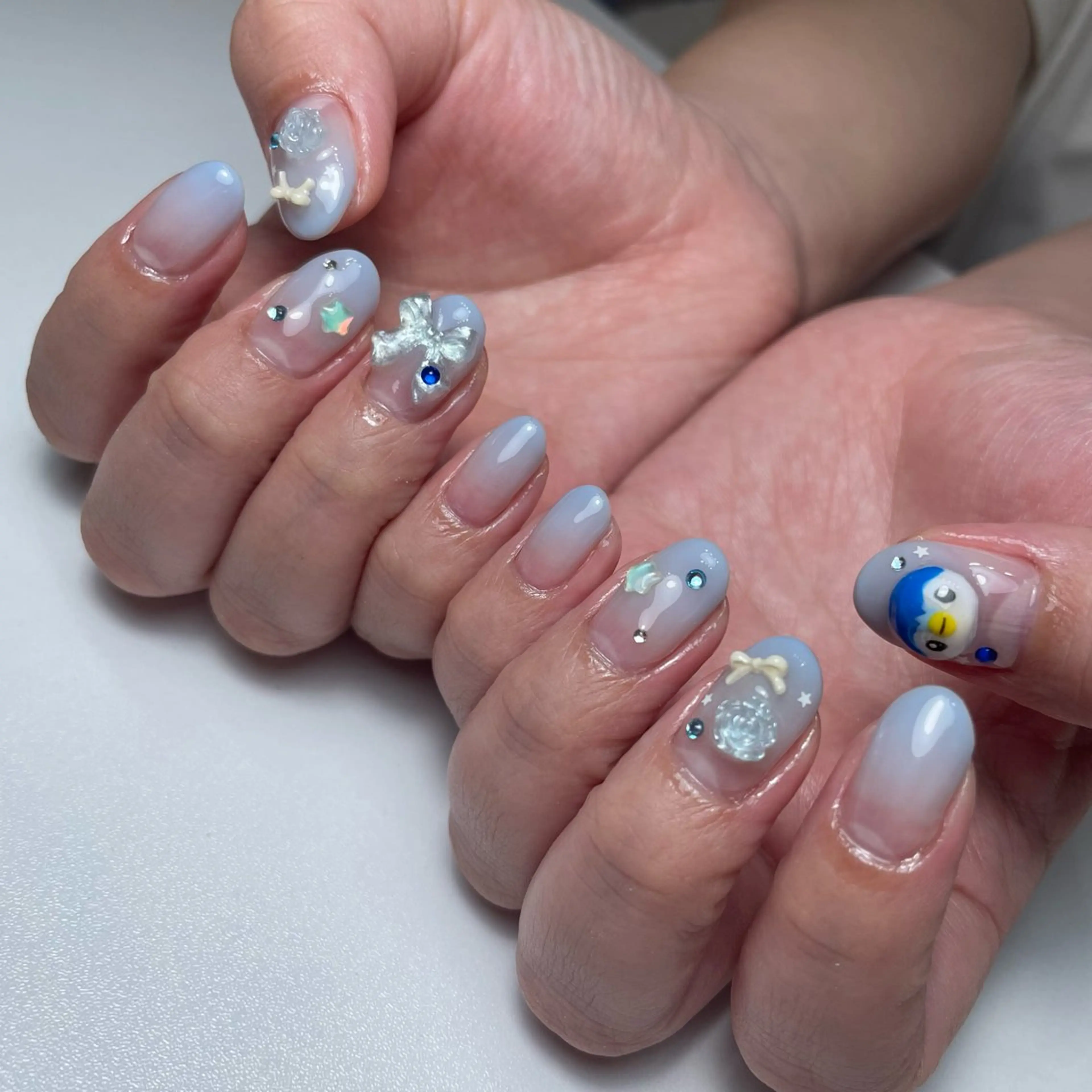 ネイル ブルー チークネイル フラッシュネイル フットネイル ジェルネイル ハンドネイル Sugar. ひかり໒꒱˚.*のネイルデザイン