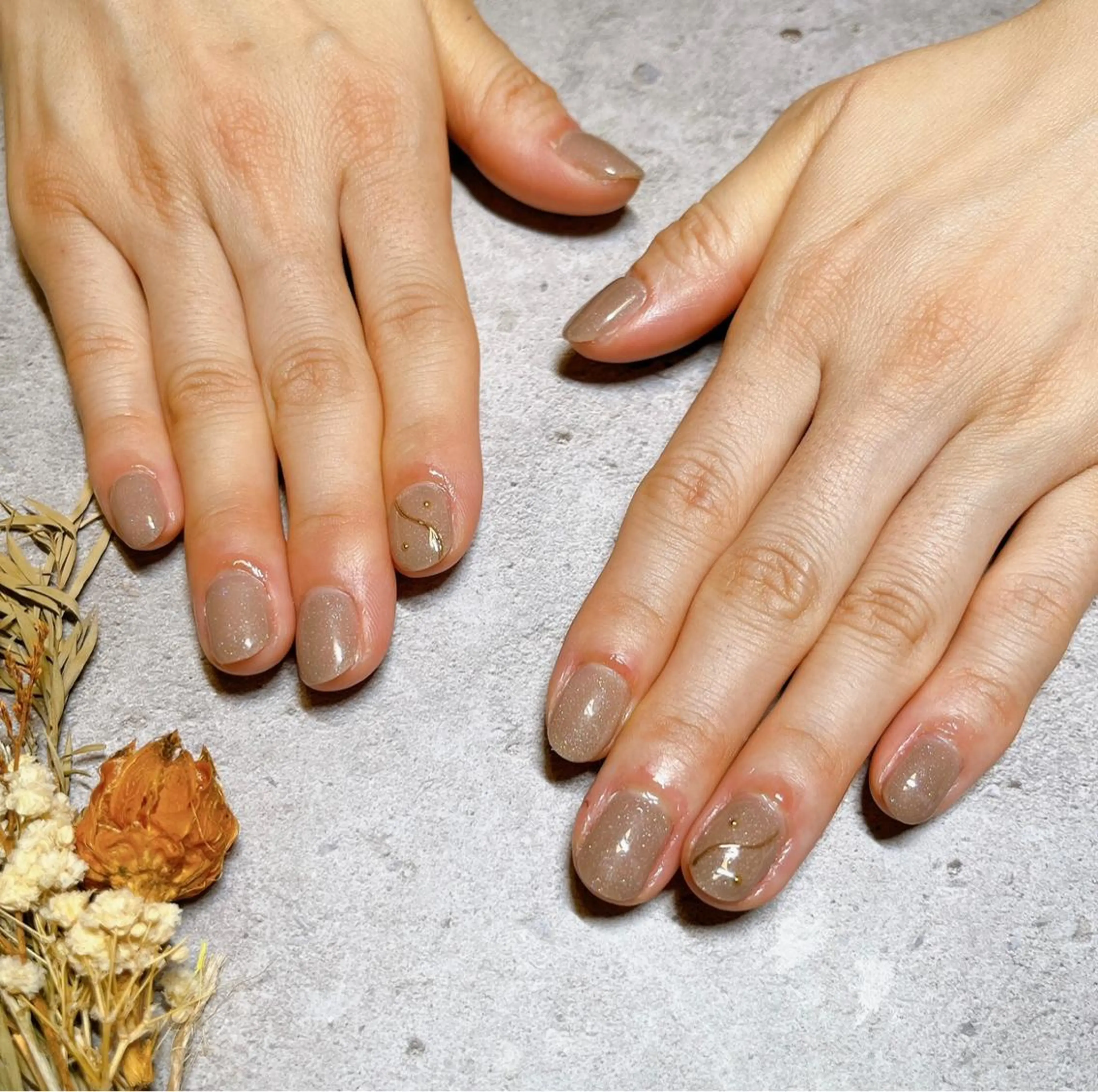 ネイル アートネイル ジェルネイル 氷ネイル・うるうるネイル キラキラネイル オフィスネイル ♾nail 恵美のマツエク・マツパデザイン