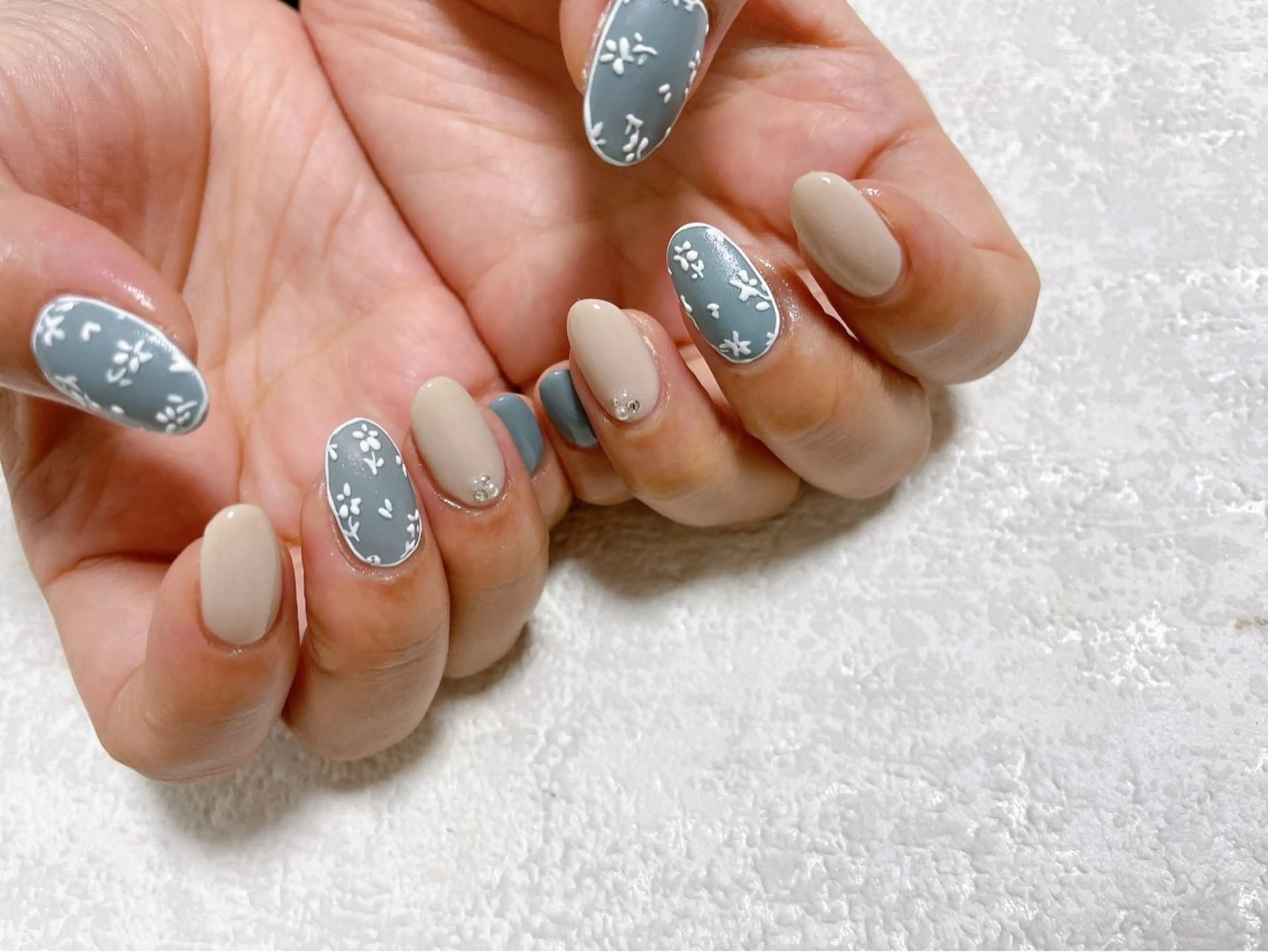 ネイル フラワーネイル ジェルネイル メンズネイル ワンカラーネイル パラジェル kiki nail たまプラーザのネイルデザイン