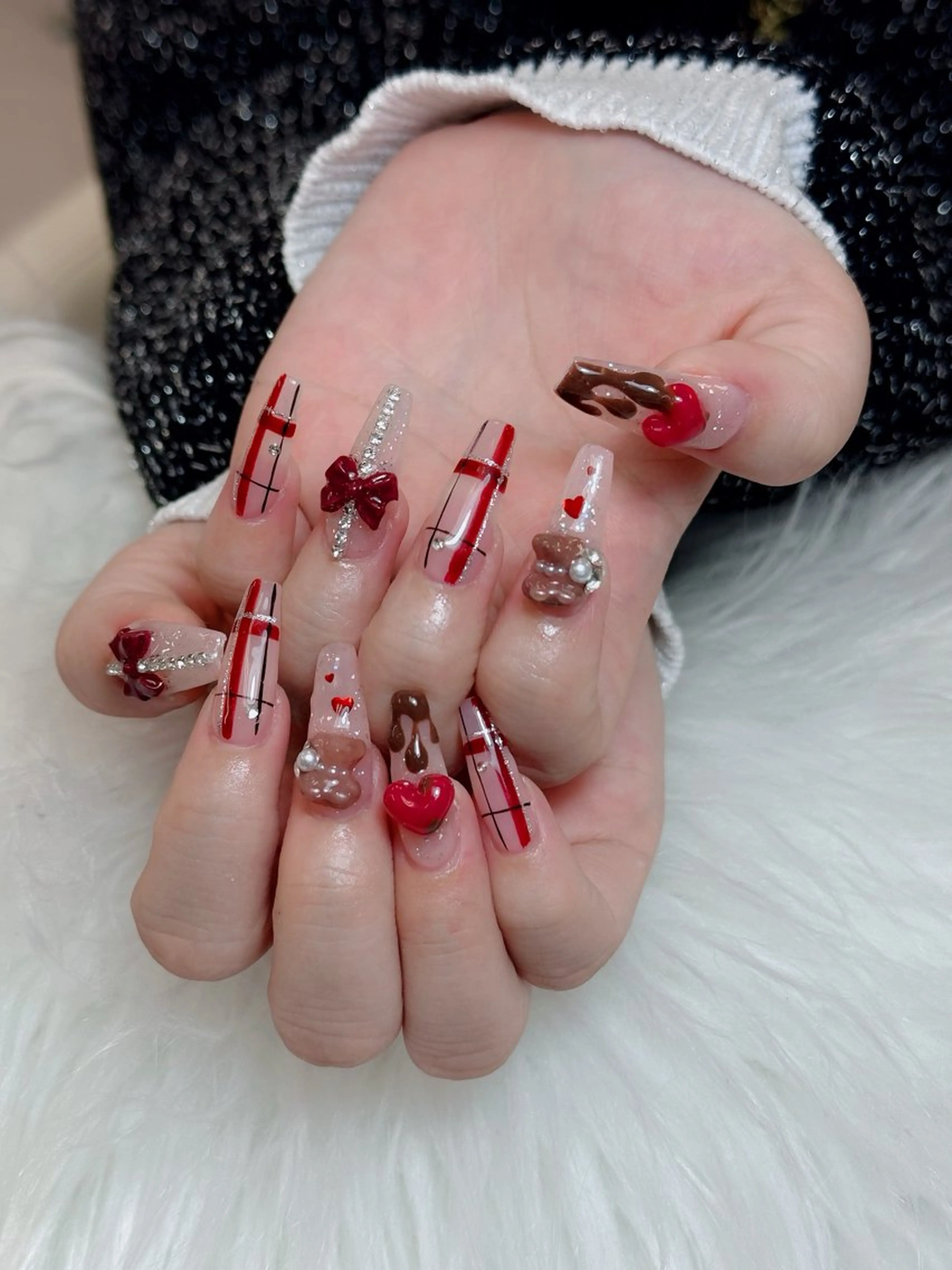 ネイル オーロラネイル チークネイル フットネイル フレンチネイル ハロウィン ハンドネイル Lumi Nail 新大久保3‘のネイルデザイン